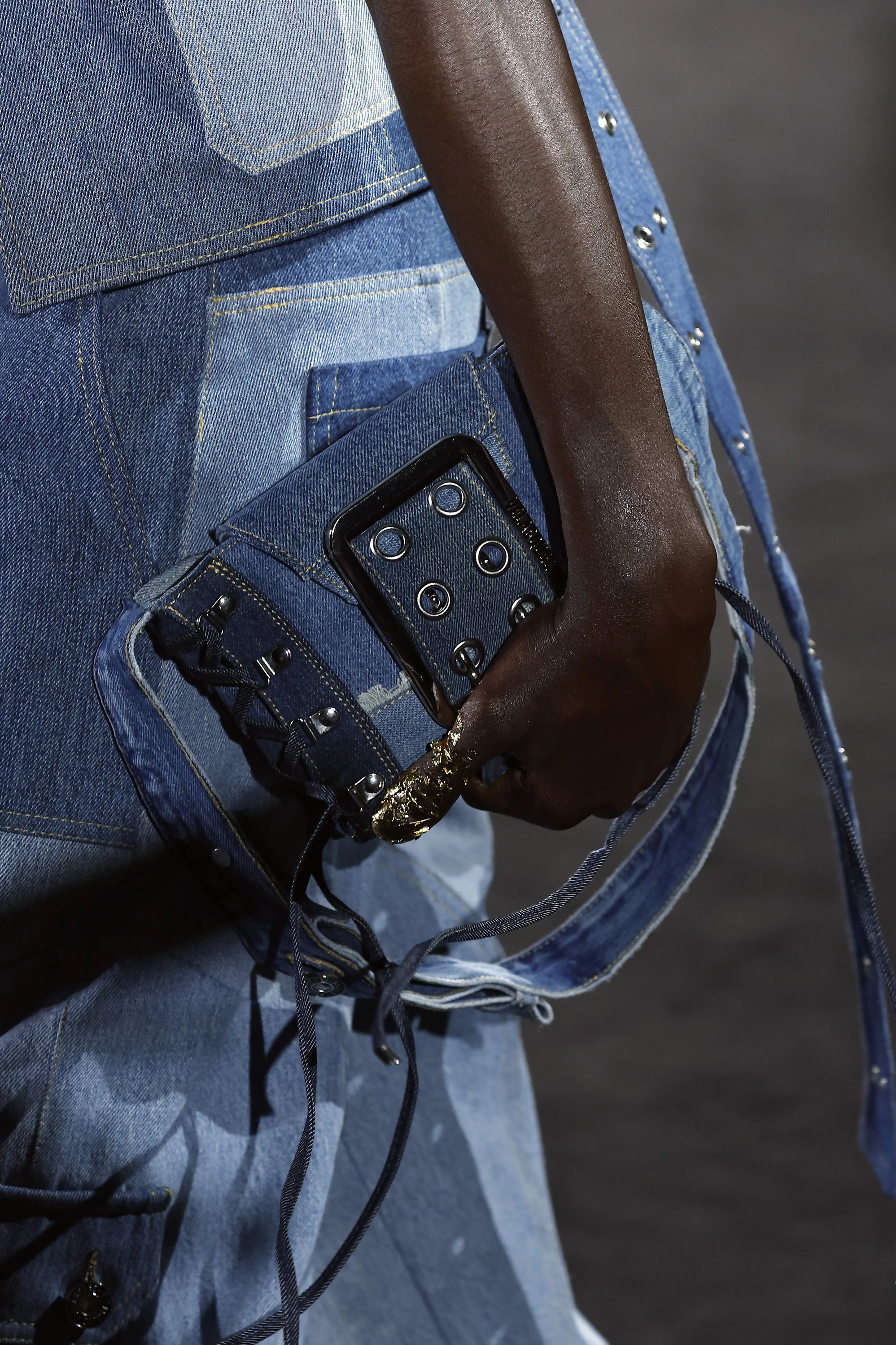 Velasquez 110220.JPG