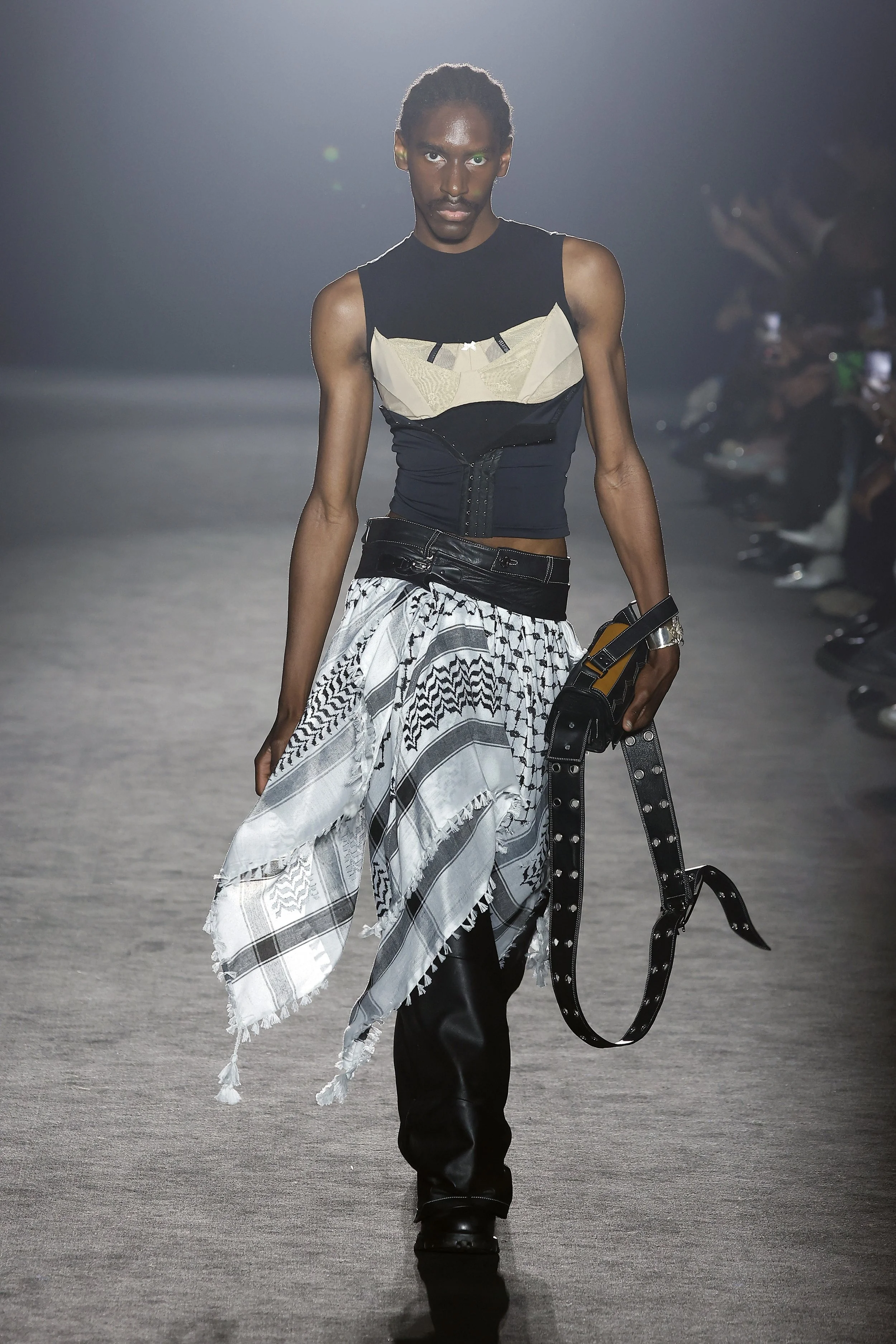 Velasquez 110303.JPG