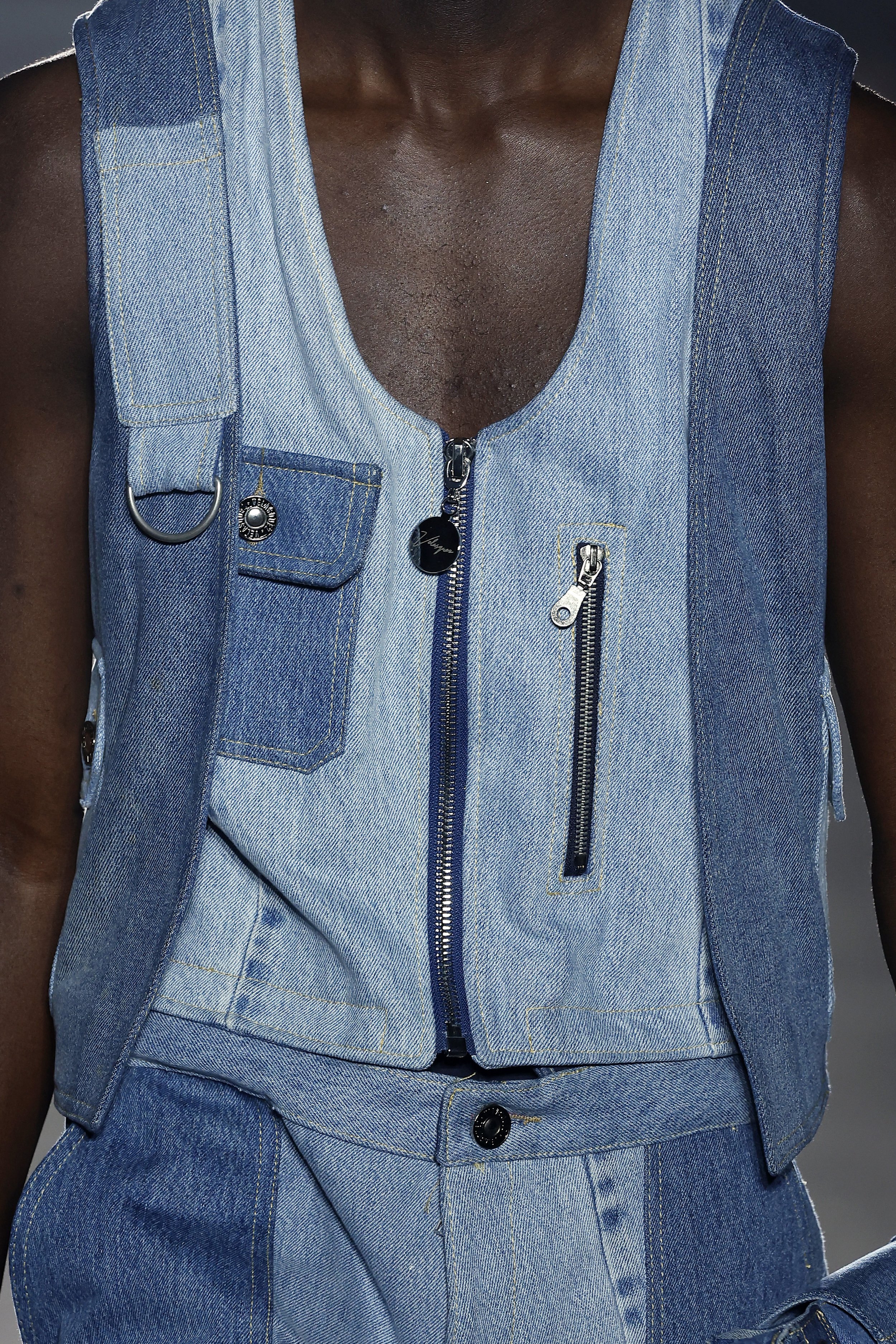 Velasquez 110219.JPG