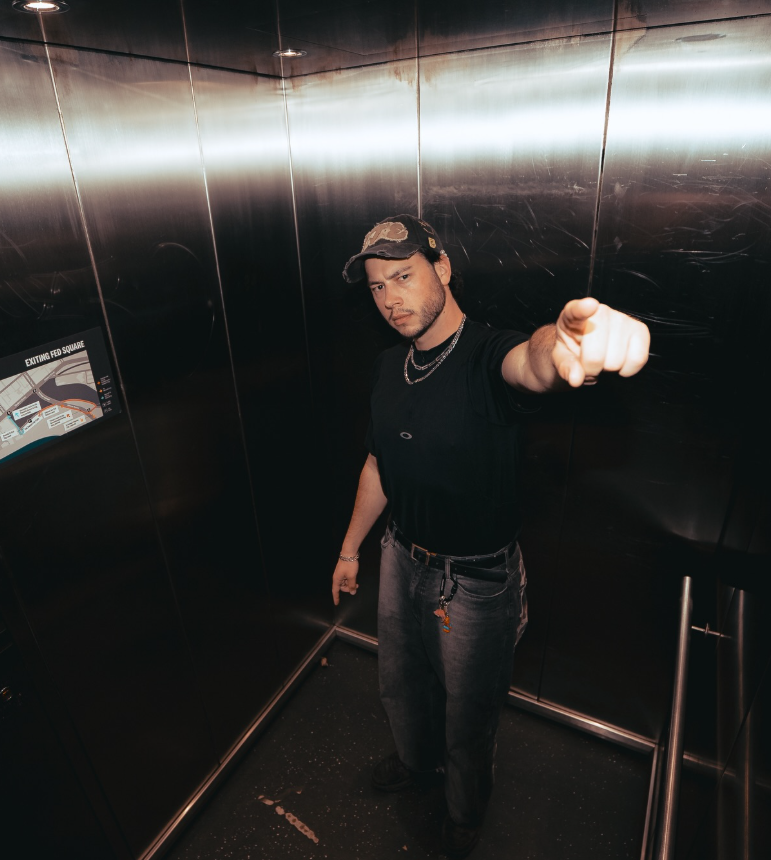 XYZ PREMIERE: FOUR TO EIGHT - DILF