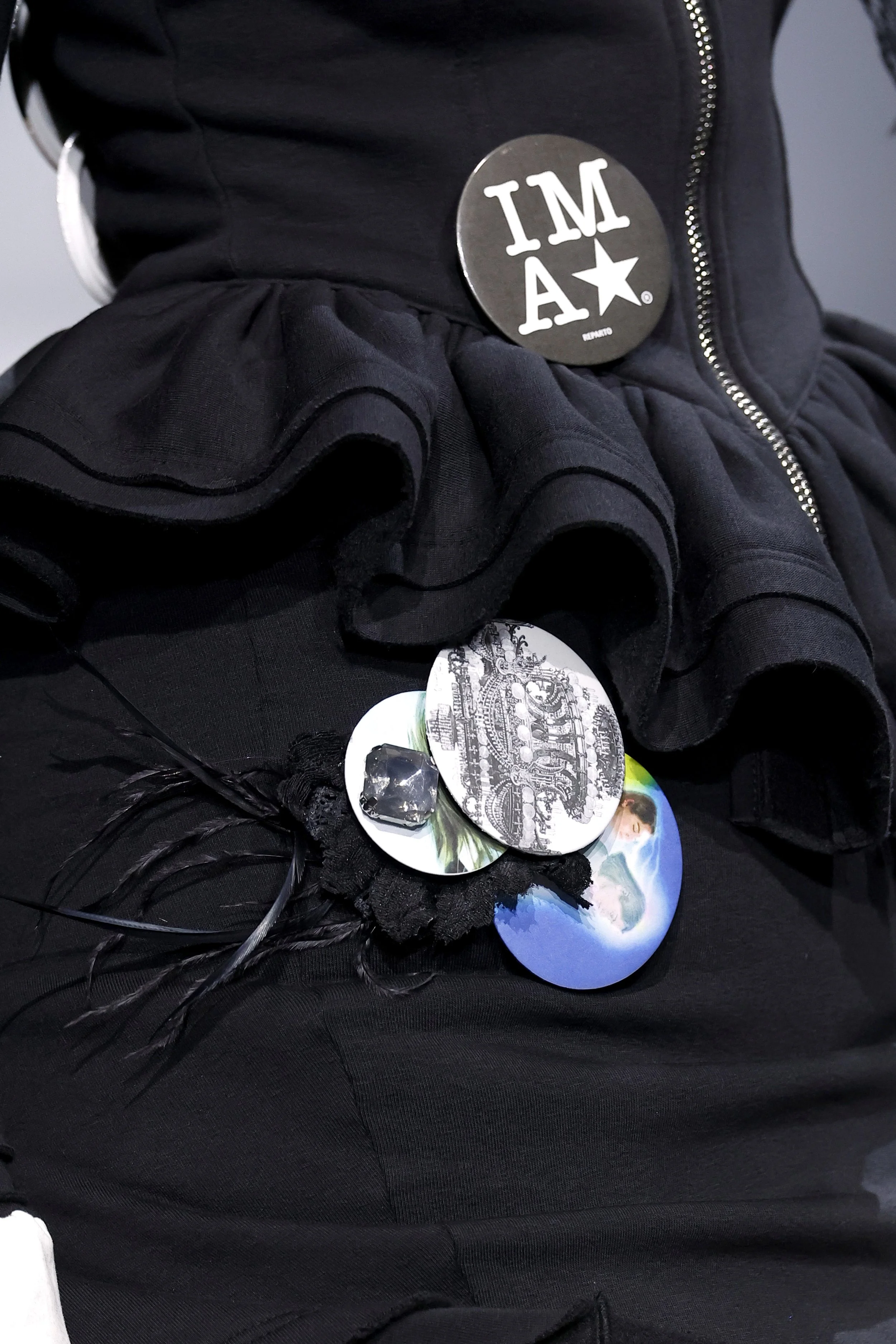 REPARTO AW26 “BLACKLOT”
