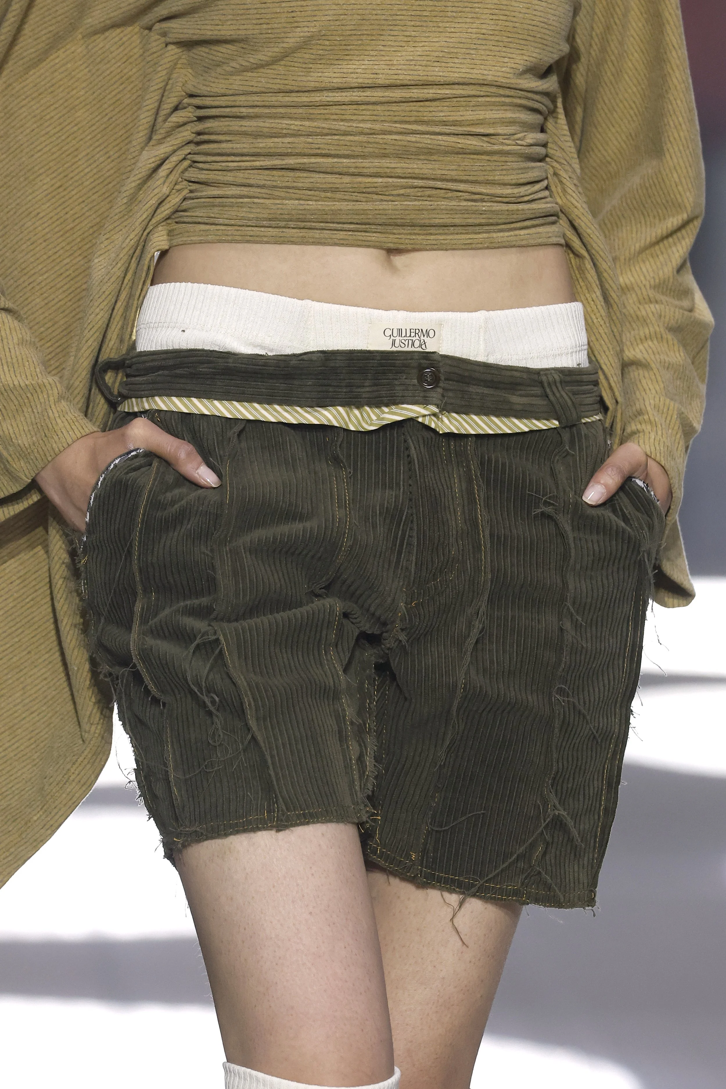 080_37_look_-justicia 110303.JPG