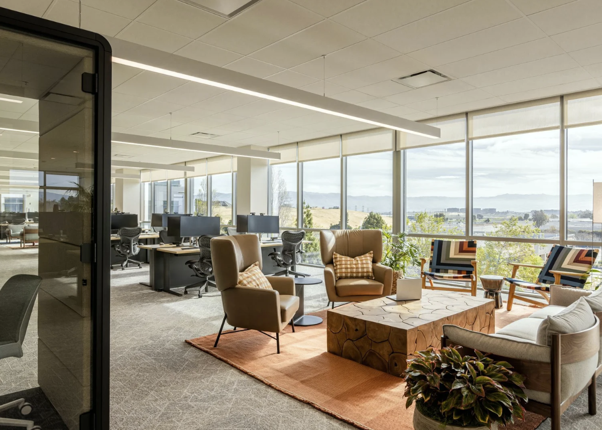 WMT_OFFICE01.jpg.png