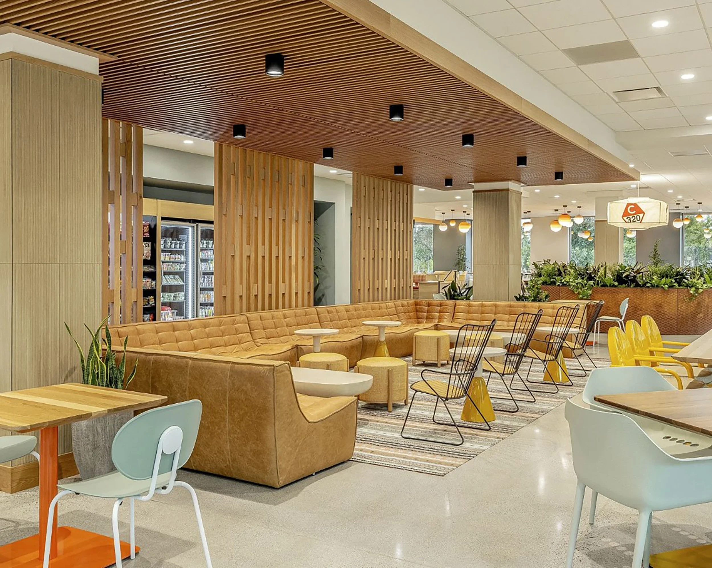 WMT_CAFE01.jpg