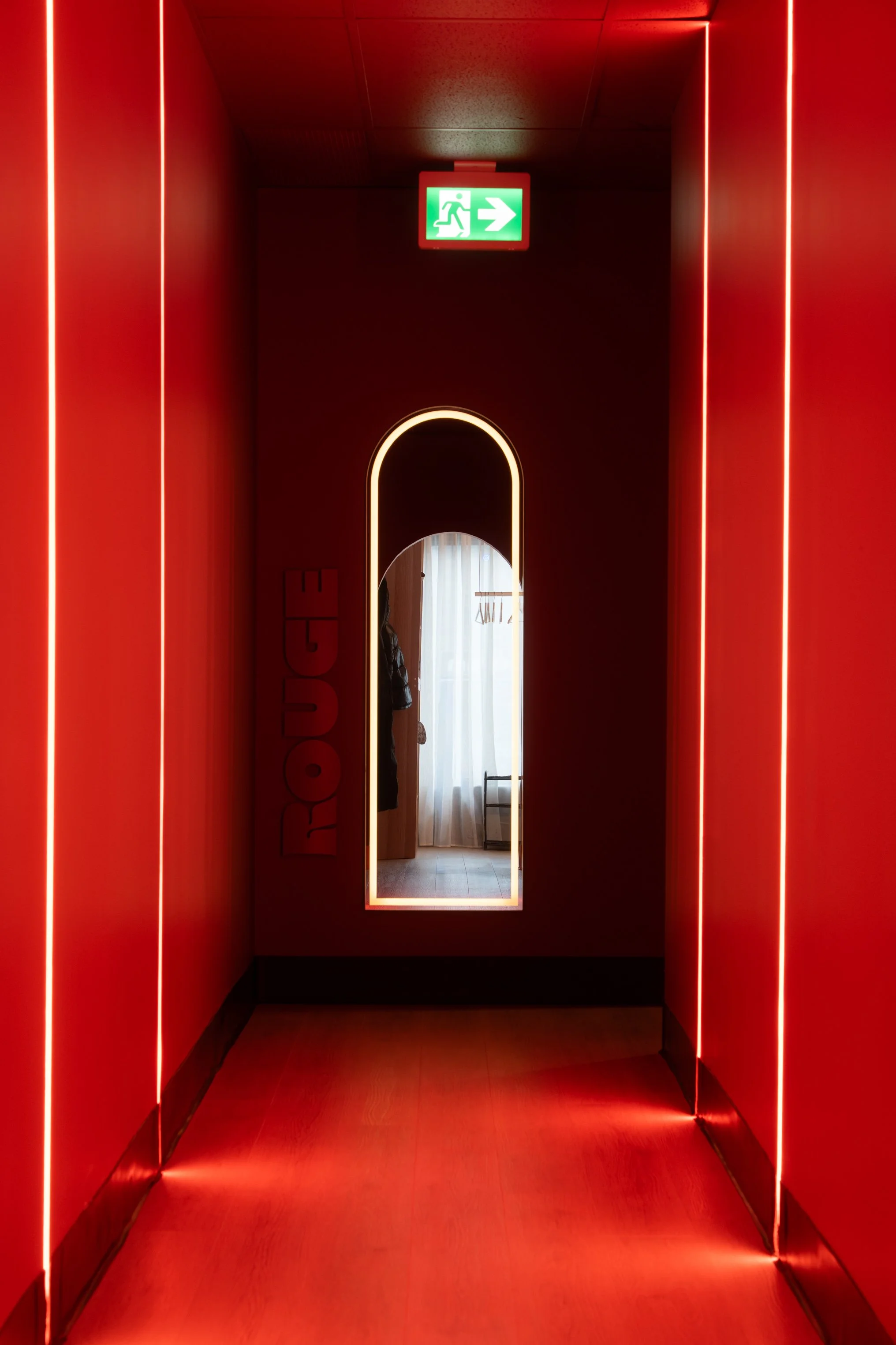 kbm-rouge-23.jpg