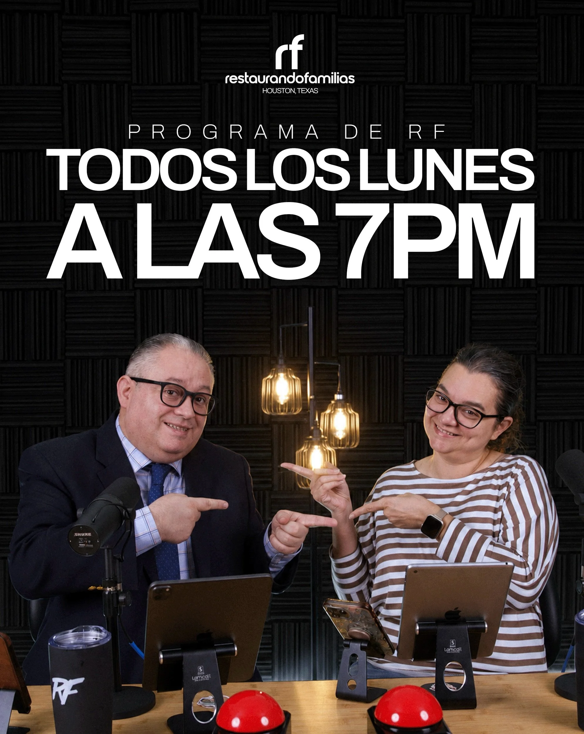 &iexcl;EL PROGRAMA QUE UNE A LAS FAMILIAS!

No te pierdas Restaurando Familias, un espacio creado para fortalecer, orientar y bendecir a cada familia.

Cada semana hablamos de temas actuales, pr&aacute;cticos y relevantes para:

👨&zwj;👩&zwj;👧&zwj;