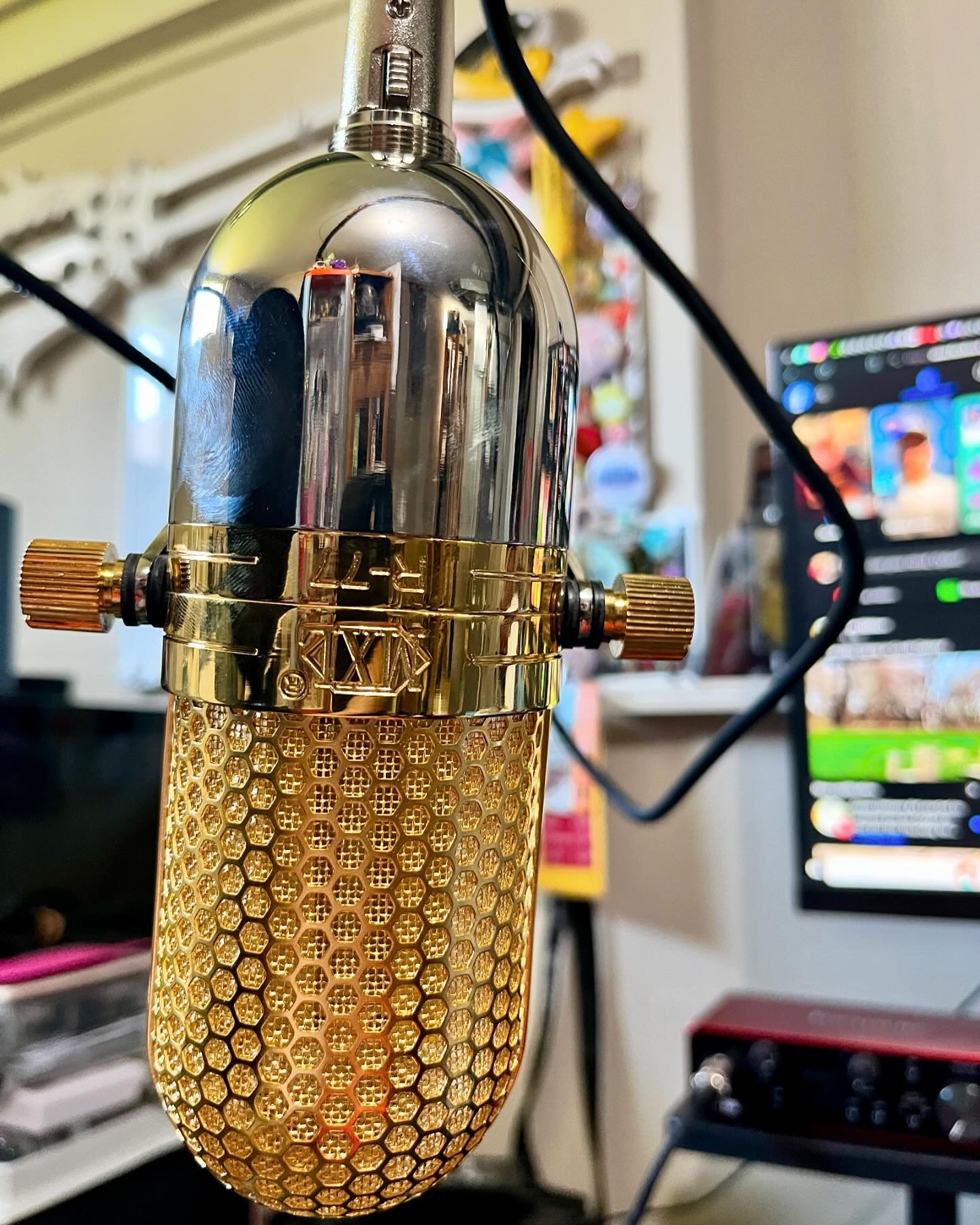 A cheap USB mic just didn&rsquo;t last, but it was a great start. Finally, the Brimstone podcasting set up has needed equipment!

#mxl #mic #microphones #recording #podcast #soundcard #focusrite #focusrite2i2 #focusritescarlett #podcasting