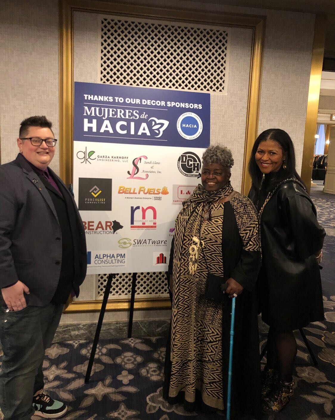 Exciting night celebrating @haciaworks with one of our favorites @fwcchicago #chicago #construction #hacia #haciaannualbanquet