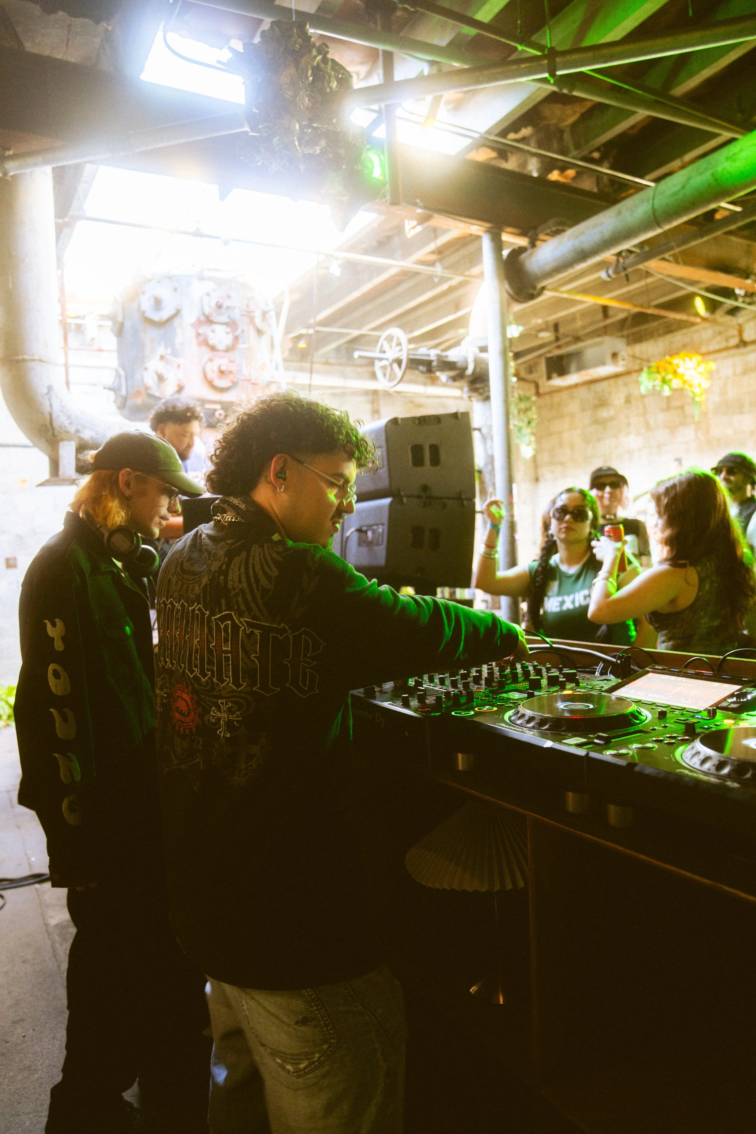 @PhotosByBrendaBrooks iii Joints 4.18.26 - 38.JPG