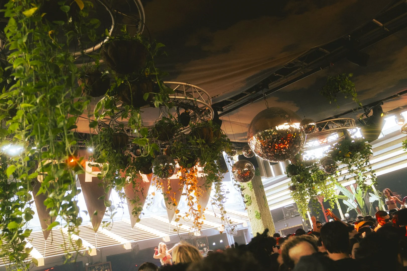 @PhotosByBrendaBrooks Space 12.8.25 - 56.JPG