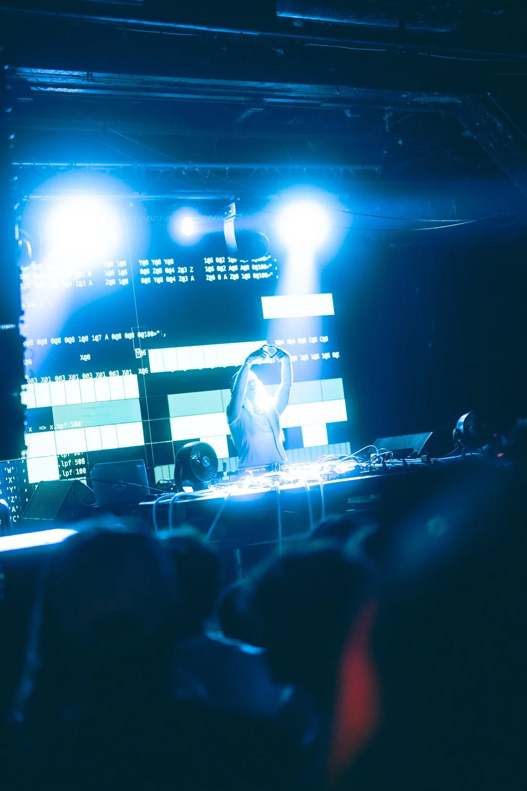 Elli Acula 4.25.264.JPEG