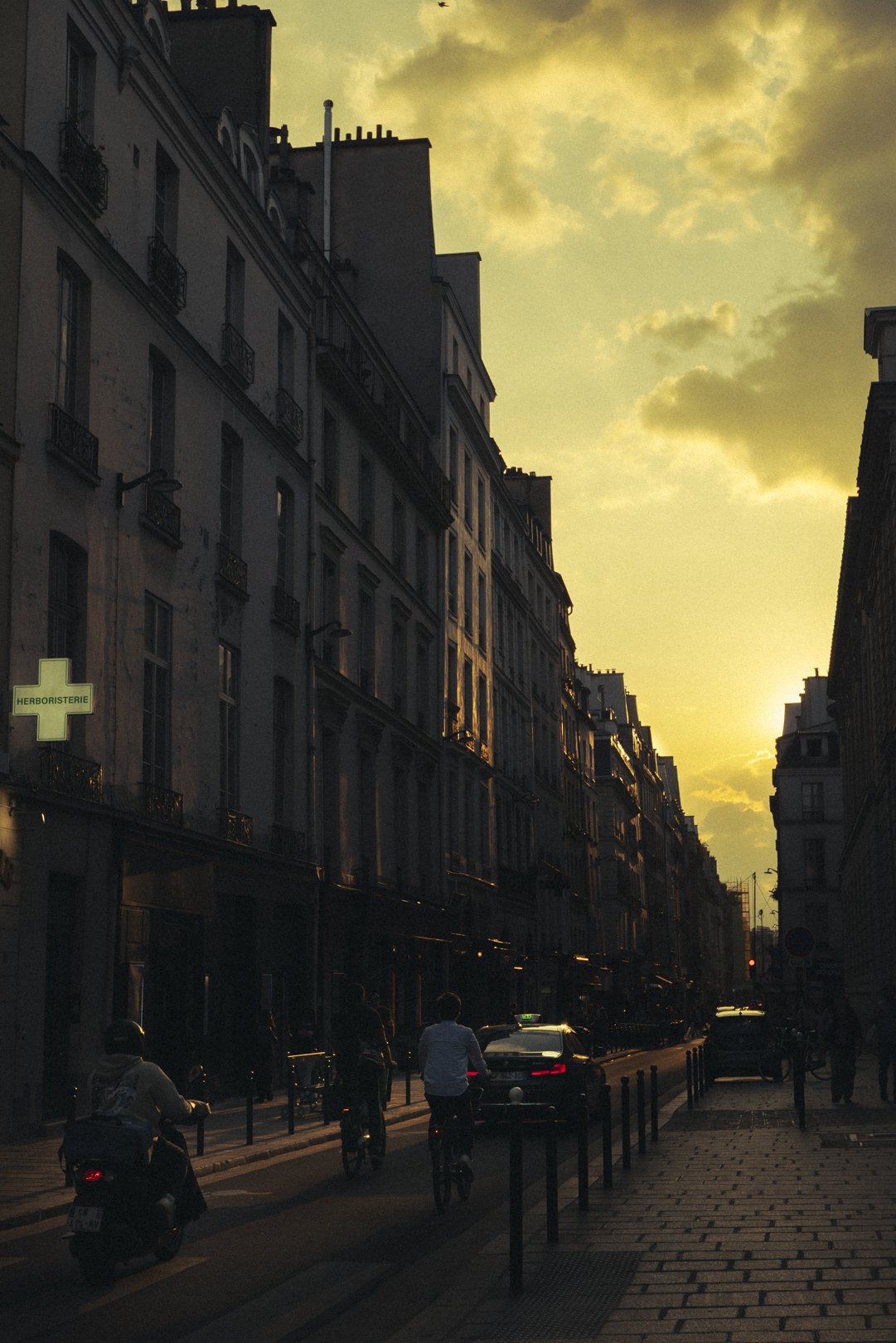 @PhotosByBrendaBrooks Paris 7:23:25 - 270.JPG