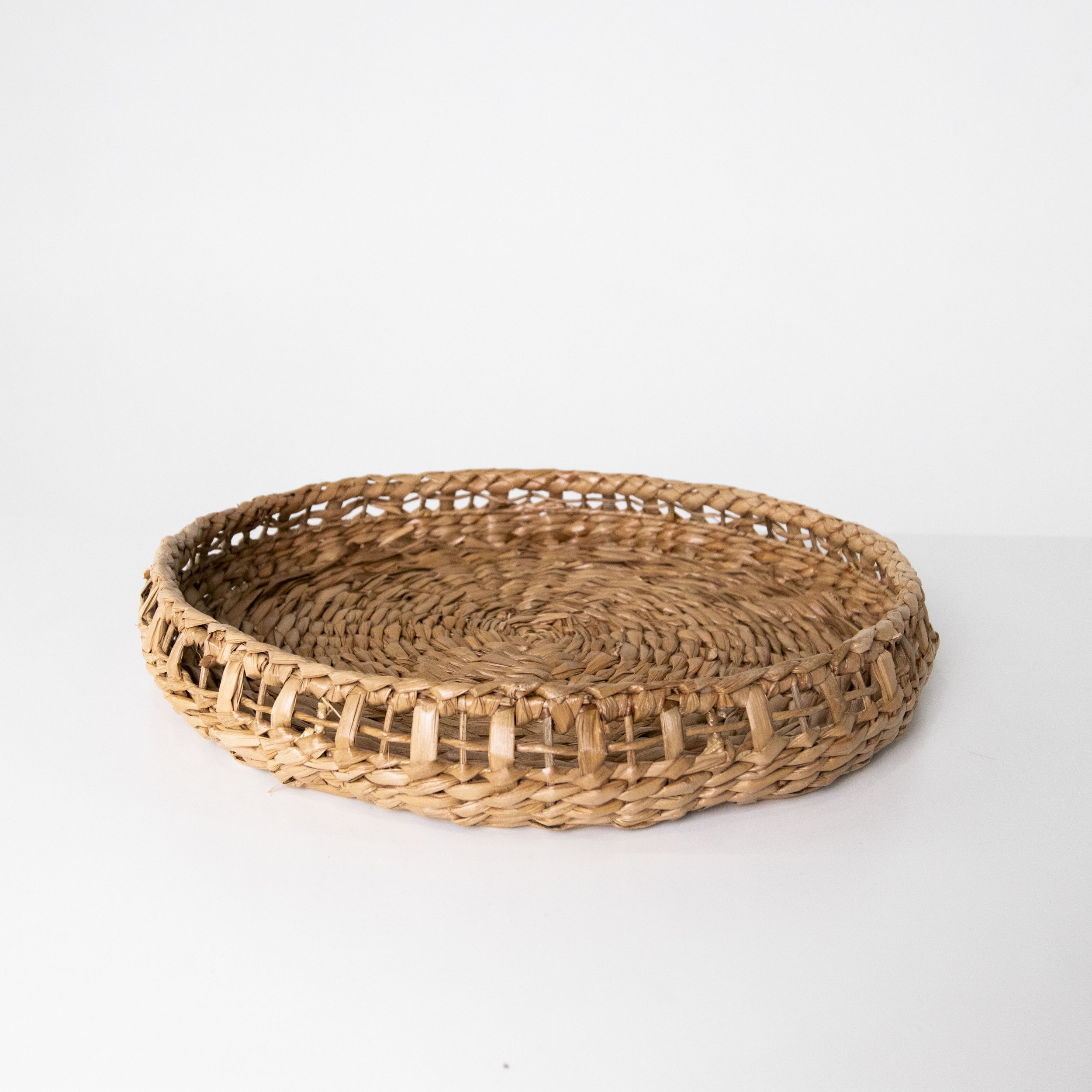 Round Wicker Tray