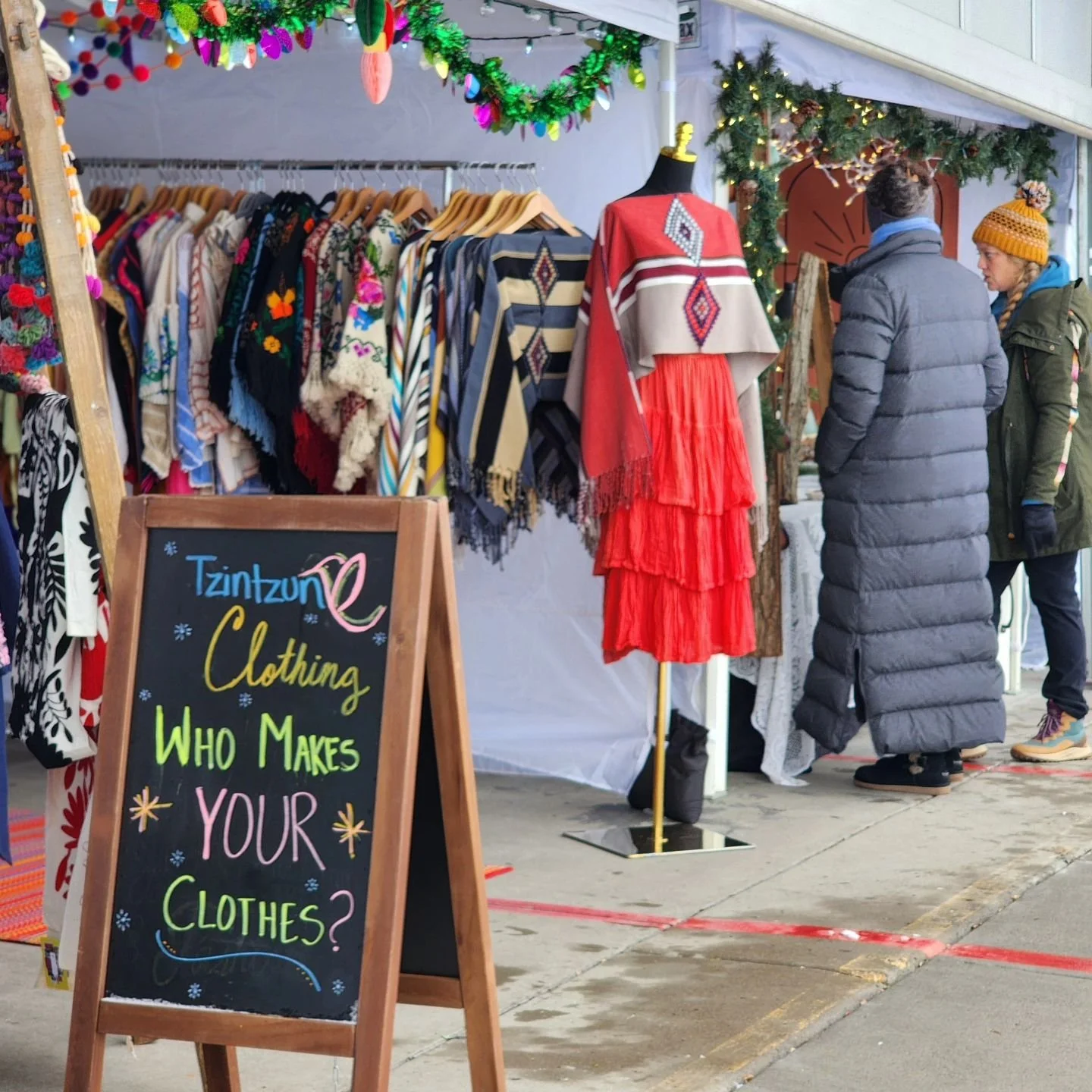 DAY 2 HERE WE GO!!! ❄️💕✨️

OVER 100 LOCAL MAKERS &amp; BAKERS showcasing unique, handcrafted gifts - from yummy candles, baked goodies &amp; soaps to Christmas ornaments, holiday decor, jewelry, apparel &amp; more!! 

FREE &amp; family-friendly feat