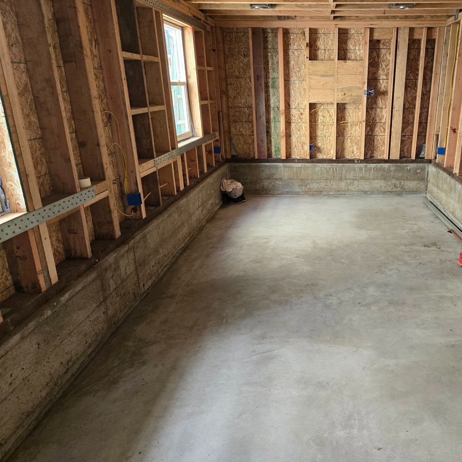We&rsquo;re moving along in the Richmond District! The slab is poured, the siding is up, and the roof deck is starting to take shape. Excited to see this addition come together!

Follow along for the next phase of this transformation 🏡✨

#PinnacleCo