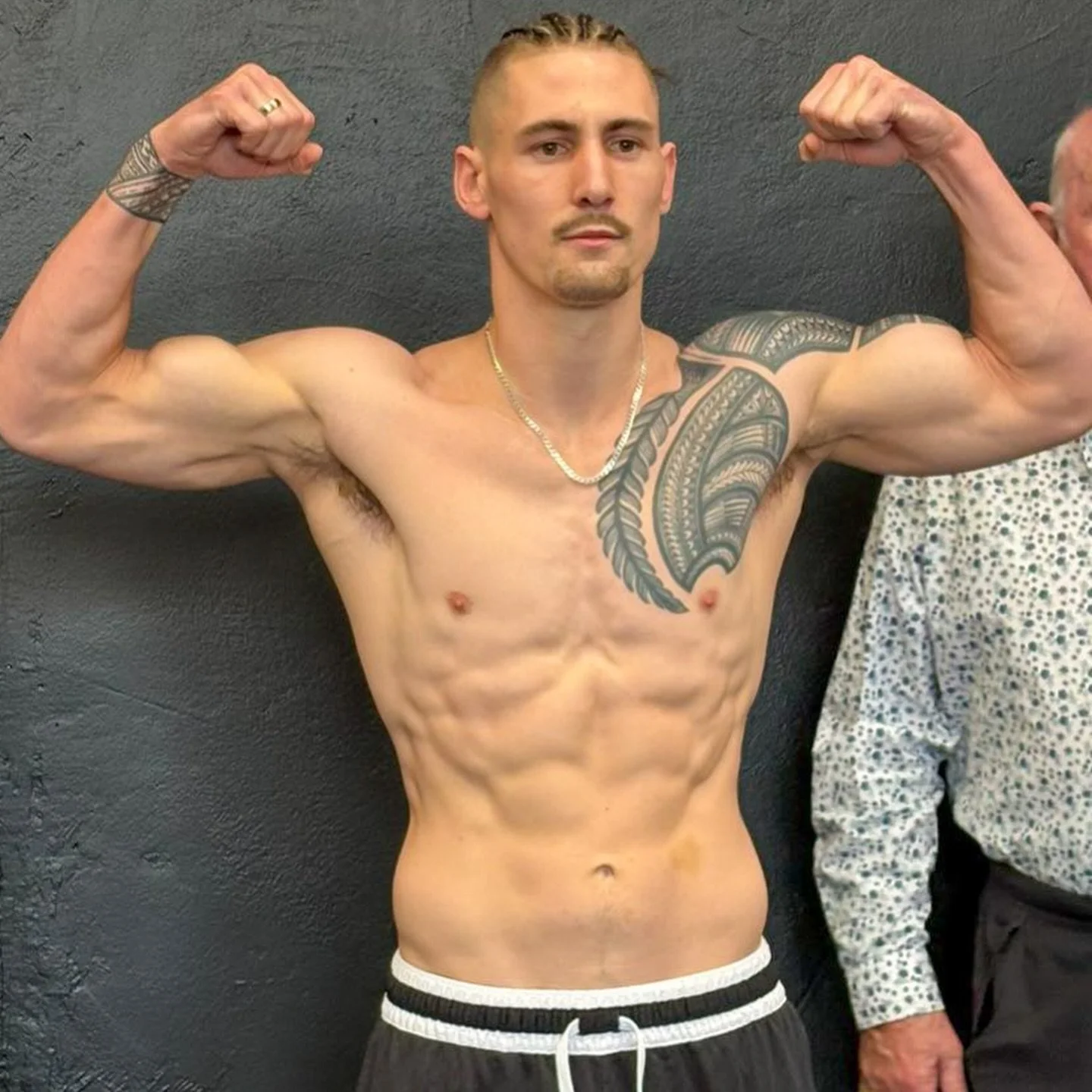 Working with @cody_warnock_snc over the last 9 weeks for his pro boxing debut has been savage 🫡💯

We lost 8kg in 9 weeks and weighed in today 0.5kg under weight ✅🥊

Cody managed all of this around his own training, running a business, training oth