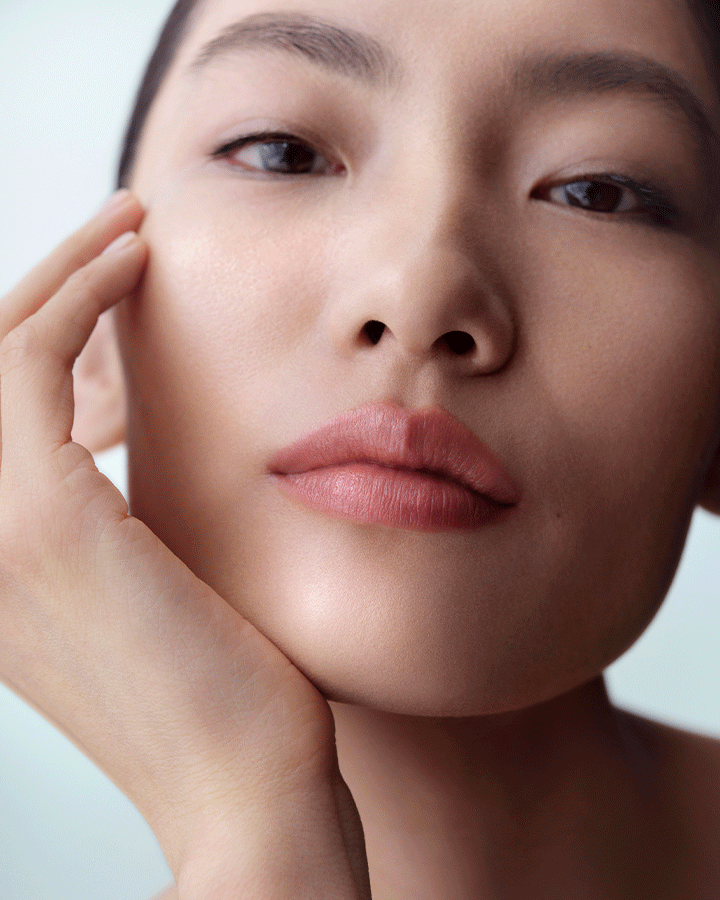 Lip Treatment_Honey.gif