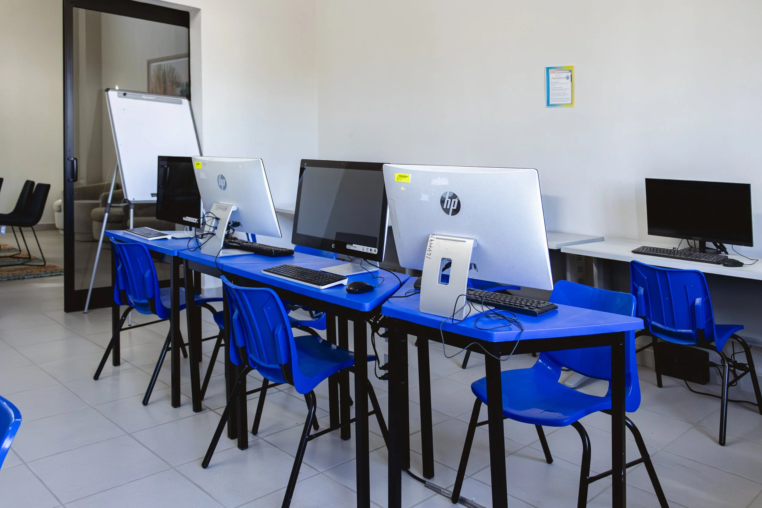 Liga MAC Computer Room, second floor