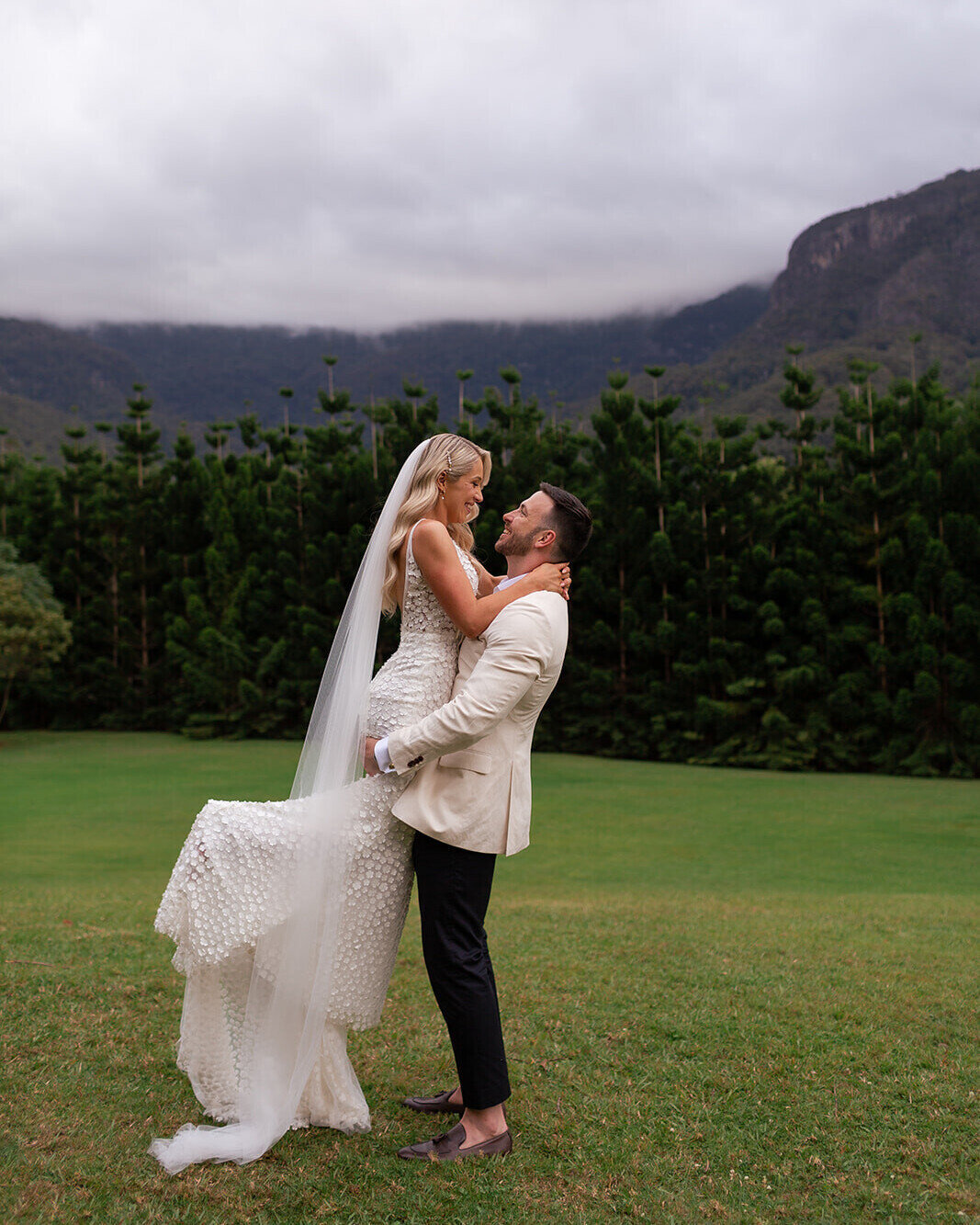 A few frames from Brianna + Joel's magical day ✨ See more of their wedding on our website - link in bio.

Their suppliers:

Photographer @figtreepictures
Venue @thebowerestate
Celebrant @laurenbridgecelebrant
Florist + Stylist  @ivyandbleuevents
Vide