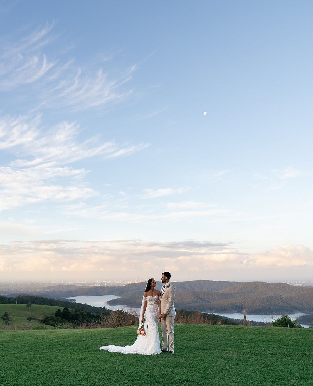 Emelia + Nav⁠&rsquo;s stunning day at Rosewood Estate 🤍
⁠
Wedding suppliers:⁠
⁠
Photography @figtreepictures⁠
Venue @rosewood_estate⁠
Celebrant @celebrant.sue⁠
Florist @everblooming.love⁠
Hair + Makeup @hollyfrasermakeup
Videography @media.bytom⁠
En