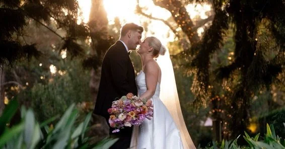 Elegant heartfelt moments from Gabbinbar on Kristiaan + Fabia&rsquo;s big day 🤍
⁠
Photographer @figtreepictures⁠
Venue @gabbinbar⁠
Celebrant @ceremoniesbybernadette⁠
Florist @bellebouquets⁠
Dress @afterfivebridalandformal⁠
Makeup @cassiewelfare_make