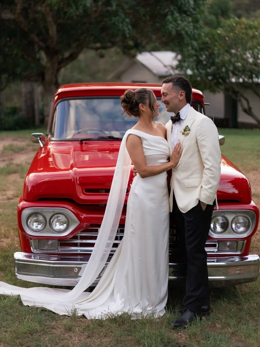 ⁠Katie + Arnie with their ride-or-die groomsmen. What a dream team!⁠
⁠
Photographer @figtreepictures⁠
Venue @carrington_estate 
Celebrant @sommersaunder_celebrancy 
Florist @loveit.floraldesign 
Dress @kyhabride @spherebridalgallery⁠
Suit @mjbale⁠
Ma