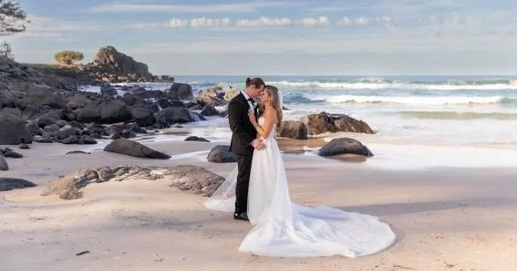 A romantic coastal wedding with Courtney + Levi at Ancora Weddings 🤍
⁠
Photographer &amp; videographer @figtreepictures⁠
Venue @ancoraweddings⁠
Florist, stylist &amp; hire @arcticfox_events⁠
Dress @luvbridal @millanova⁠
Suit @blackjacketsuiting⁠
Bri