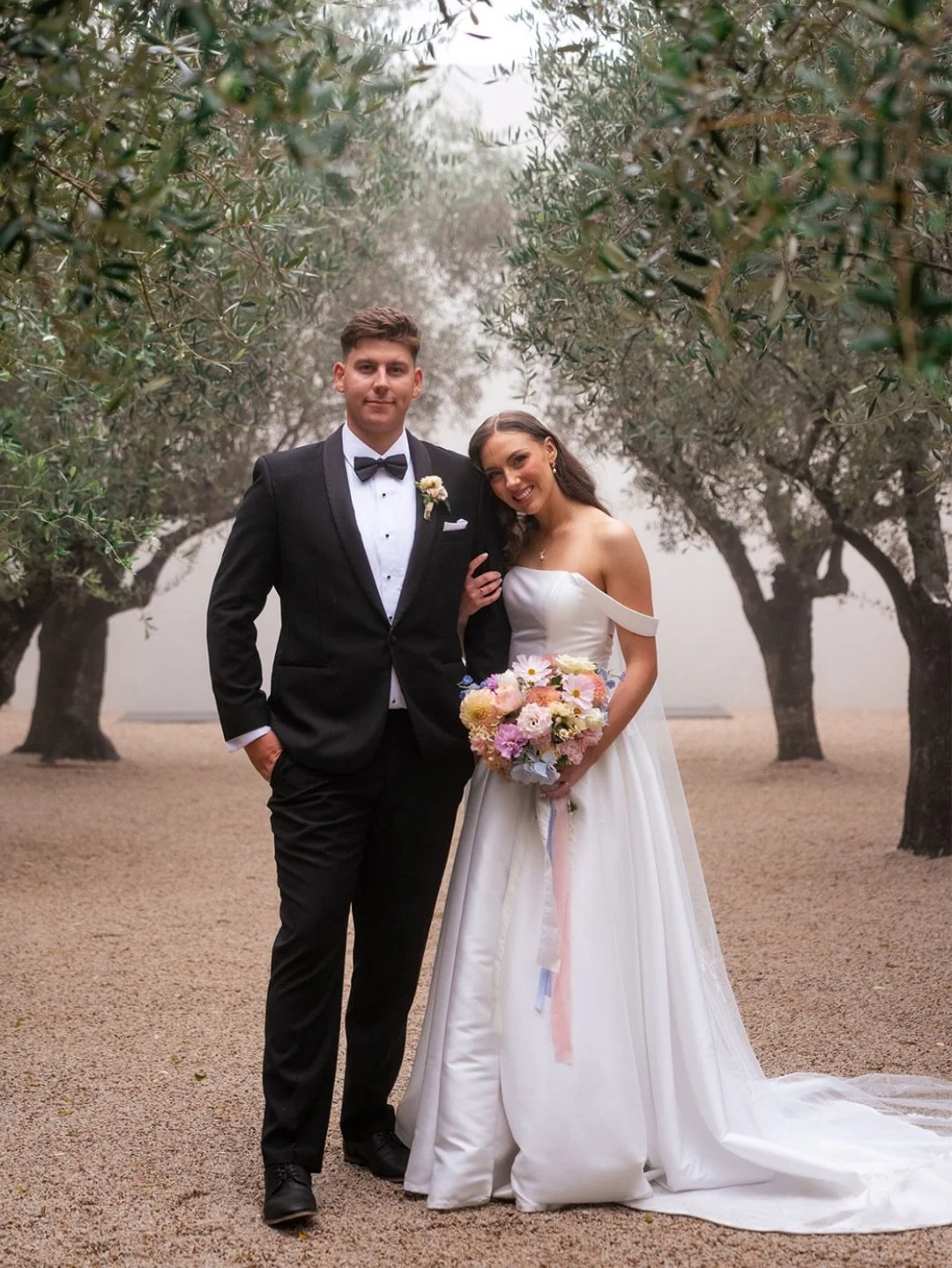 All the exquisite details from Ellen + Ben&rsquo;s stunning wedding at The Dairy Ravensbourne 🩷

Photographer @figtreepictures
Venue @thedairyravensbourne
Celebrant @marriedbyjake
Florist @beesblossomsfloralstudio
Videographer @michaelkellyfilms
Dre