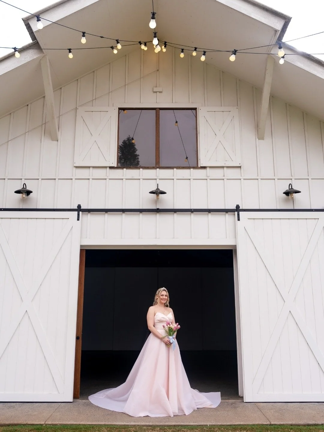 A vision in pink! Celebrating Sophie + Jacob at Summergrove Estate. 💕

Photographer @figtreepictures 
Venue @summergroveestate 
Celebrant dryer.life
Florist @edenplace 
Dress @theblusherybride 
Makeup @tinakristenweddings 
@tweedcoastweddings