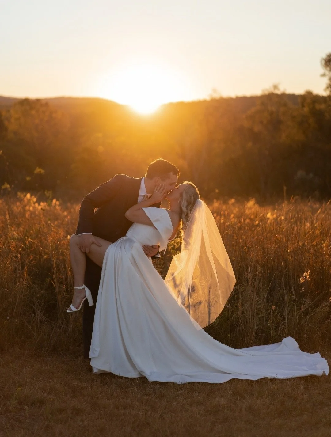 The Australian hinterland at its finest for Lauren + Brodie. More beautiful frames from their gallery.

Photographer @figtreepictures
Venue @spicershiddenvale
Celebrant @marriedbyjake
Florist @aliceinsilk
Hair &amp; makeup @natalielucasmua
Entertainm