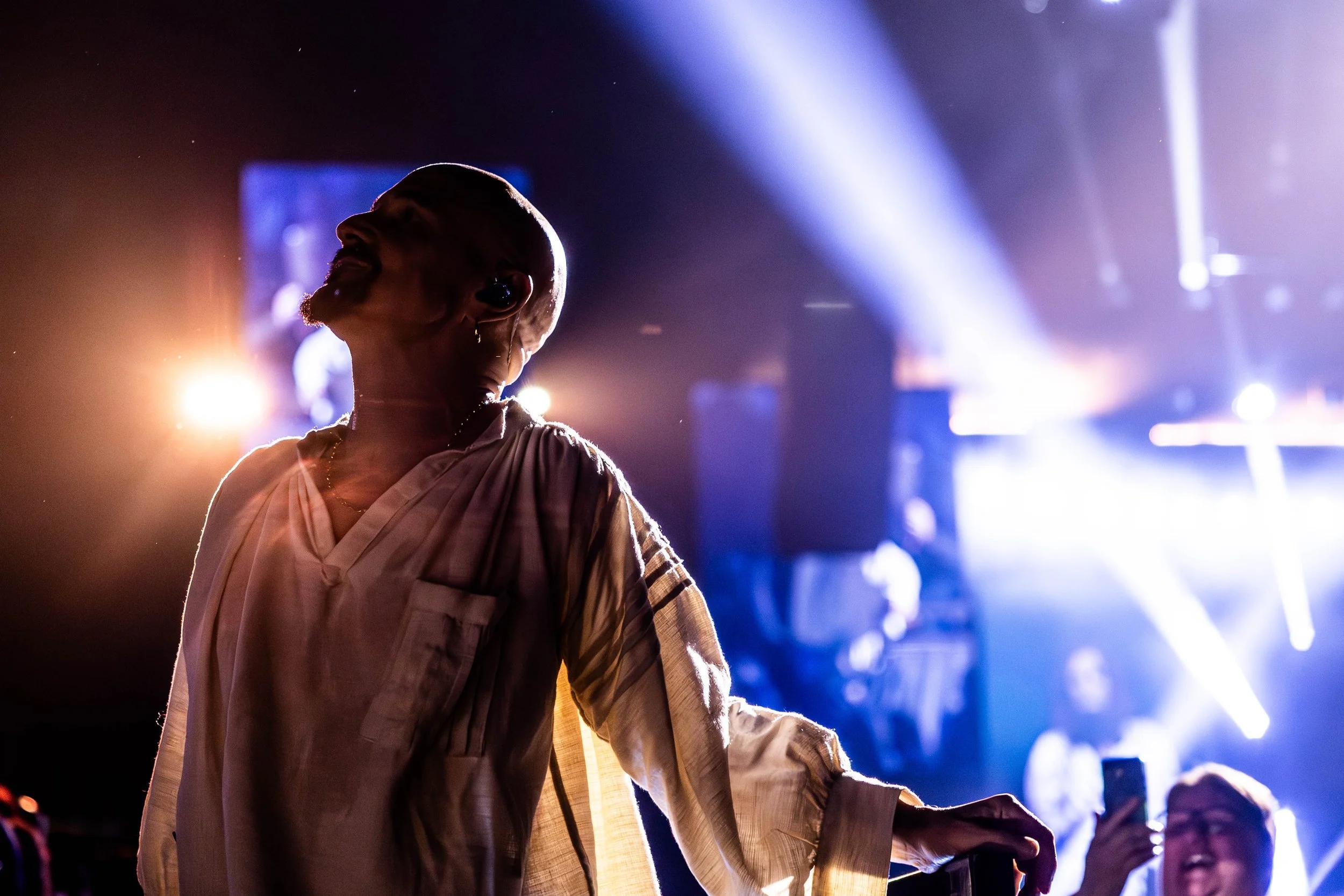 2026-04-17 James O2 London Show - Ehud Lazin (83).jpg