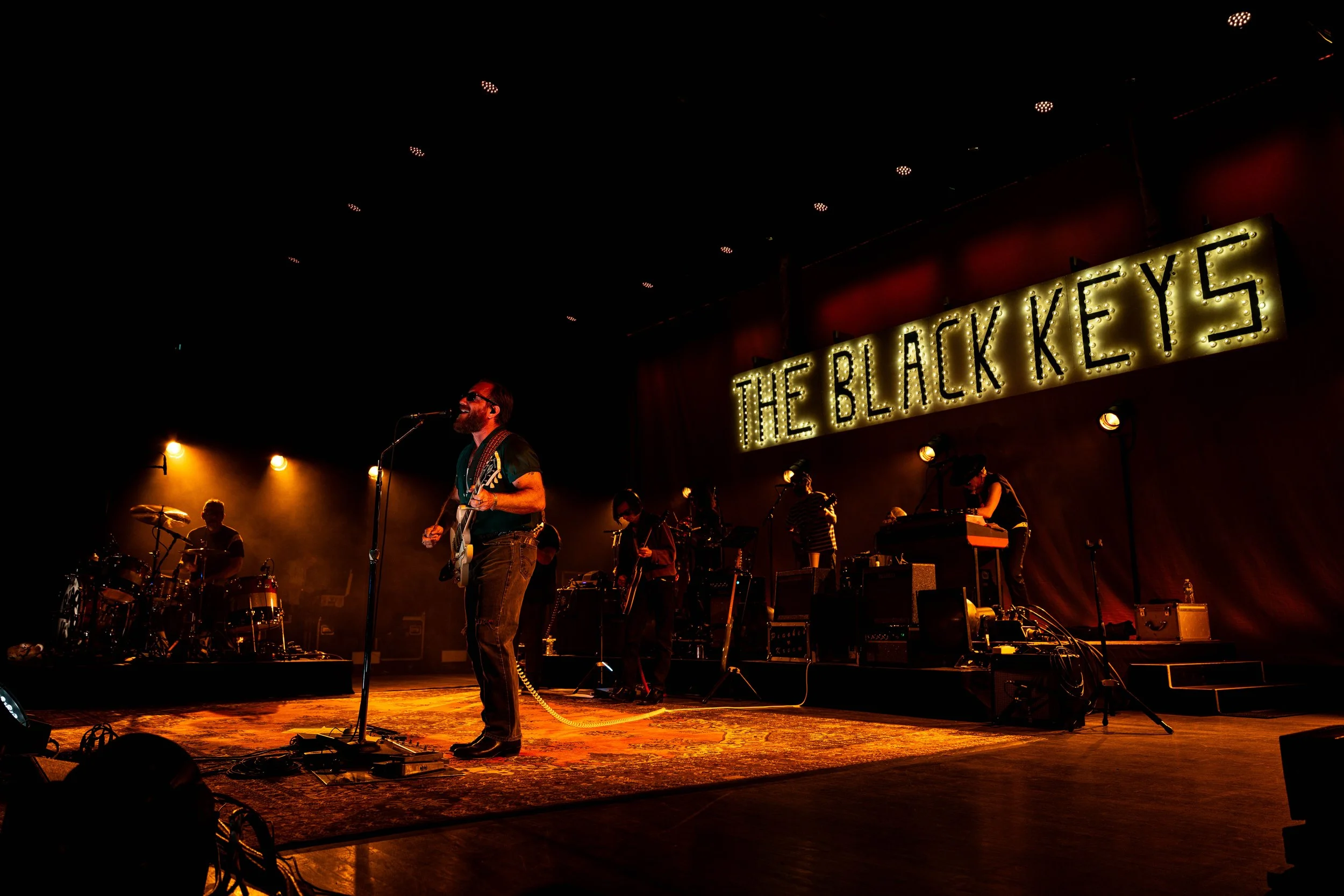 2026-05-12 The Black Keys Brooklyn Paramount - Ehud Lazin (39).jpg