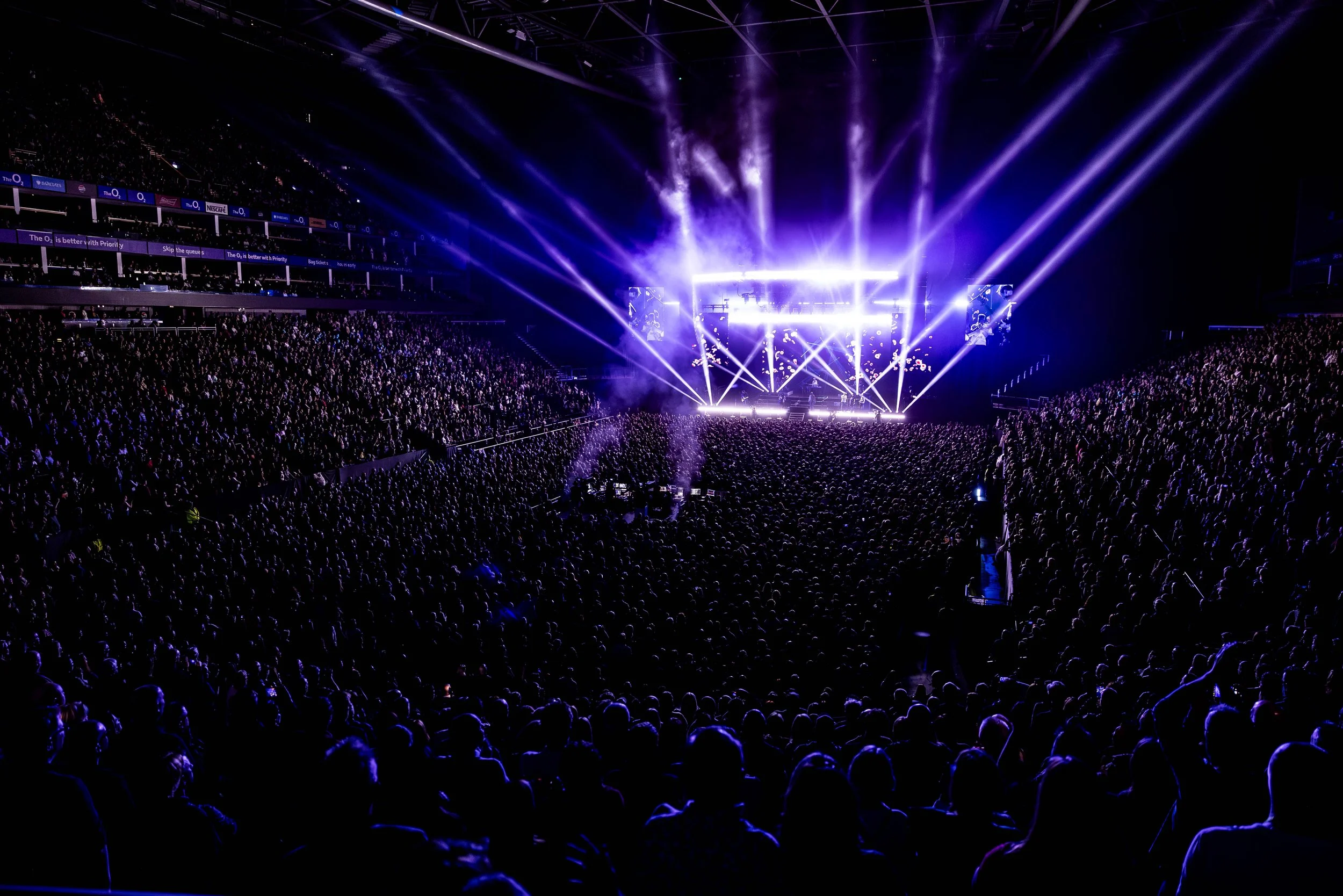 2026-04-17 James O2 London Show - Ehud Lazin (121).jpg