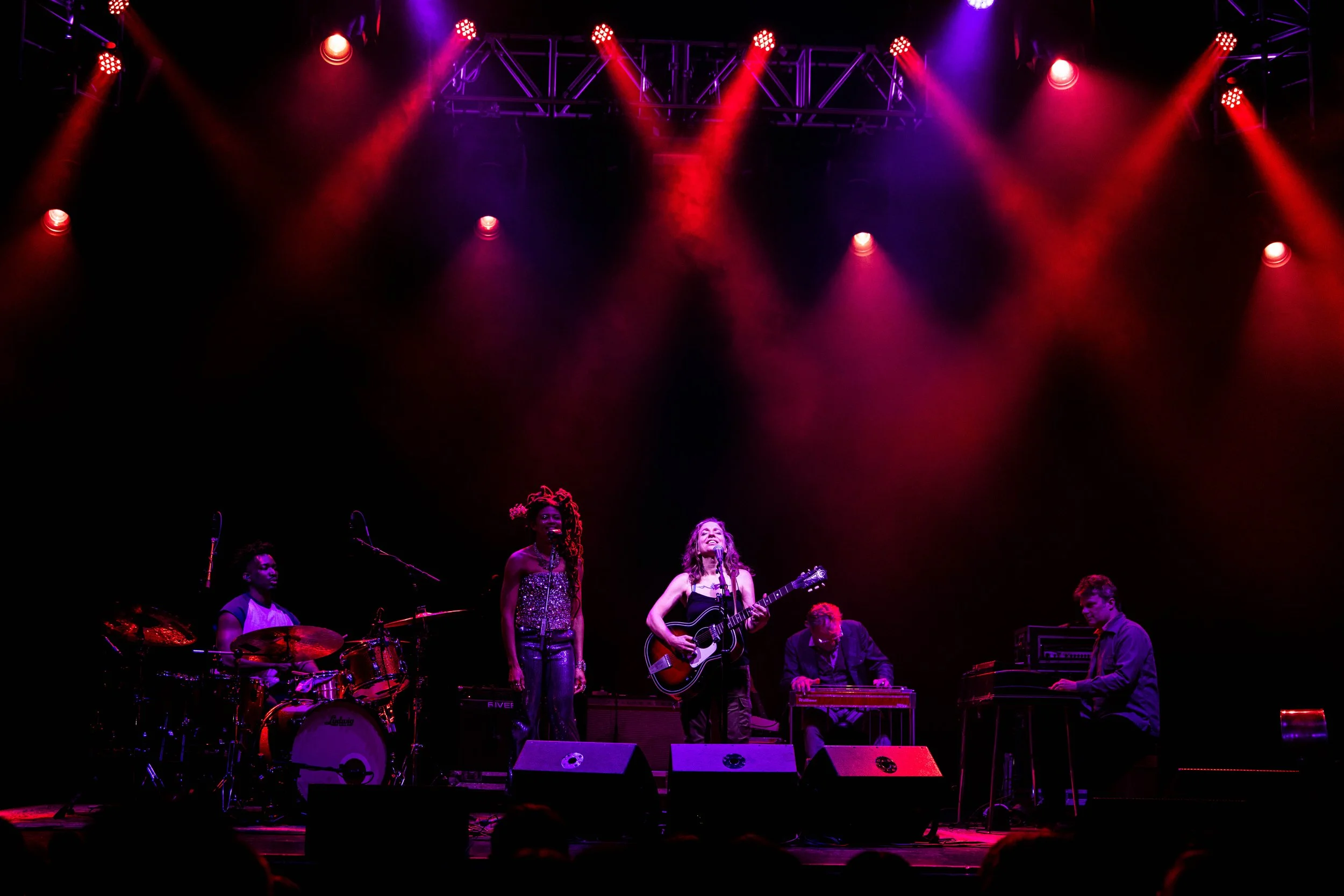 2026-05-10 Ani Difranco Capitol - Ehud Lazin (30).jpg
