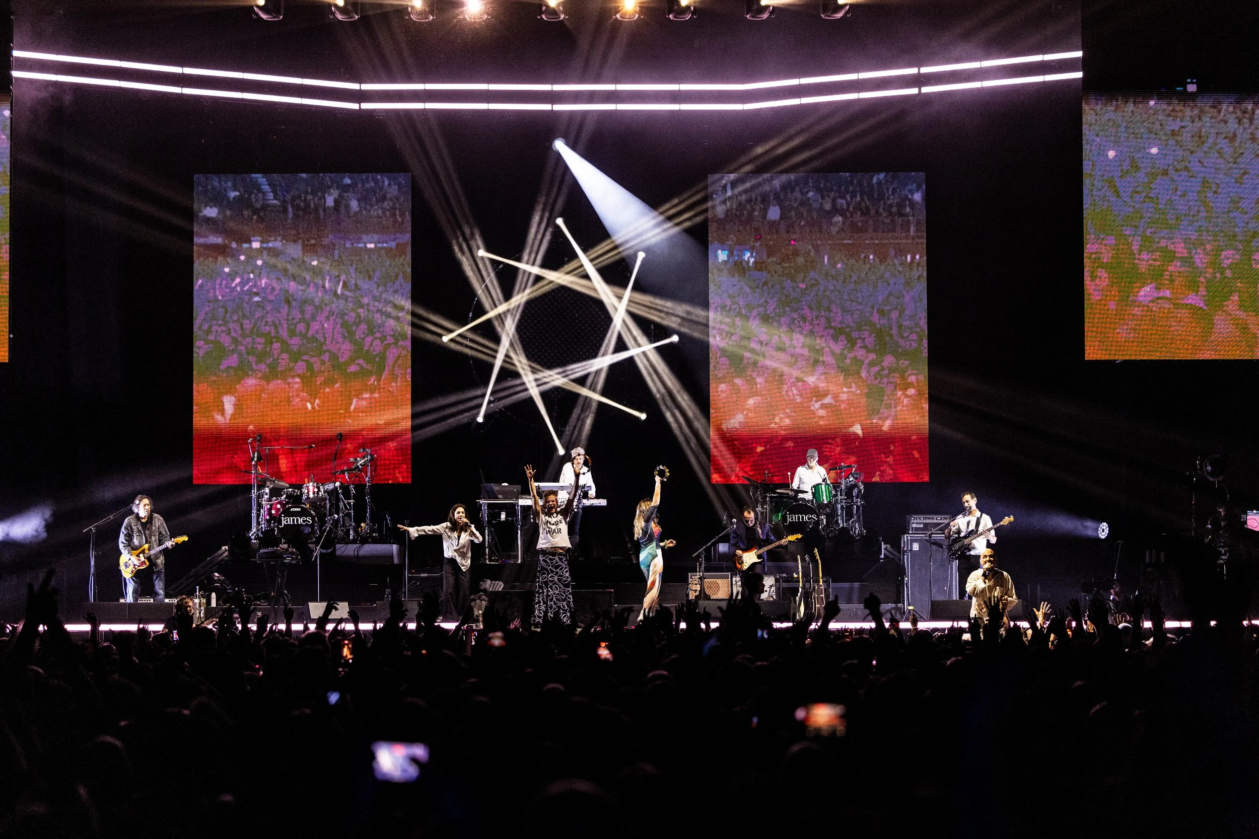 2026-04-17 James O2 London Show - Ehud Lazin (95).jpg