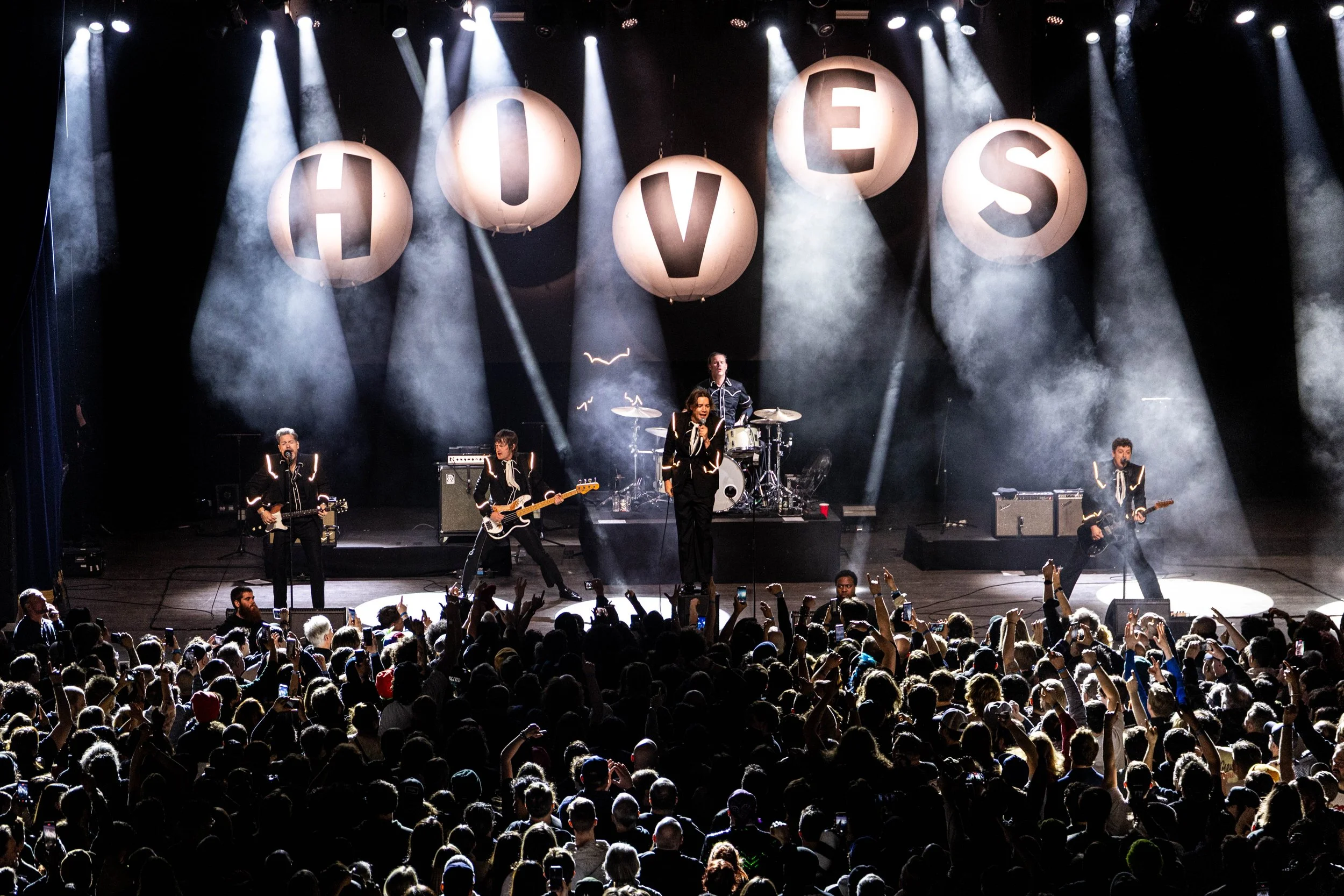 2026-03-18 The Hives Brooklyn Paramount - Ehud Lazin (35).jpg