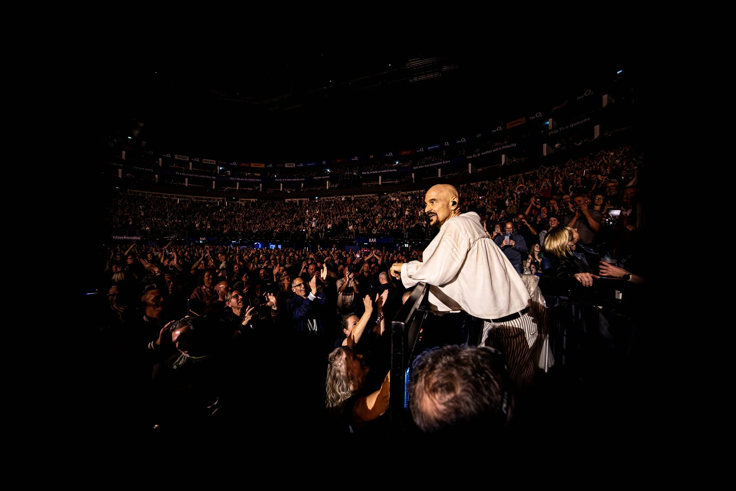 2026-04-17 James O2 London Show - Ehud Lazin (74).jpg