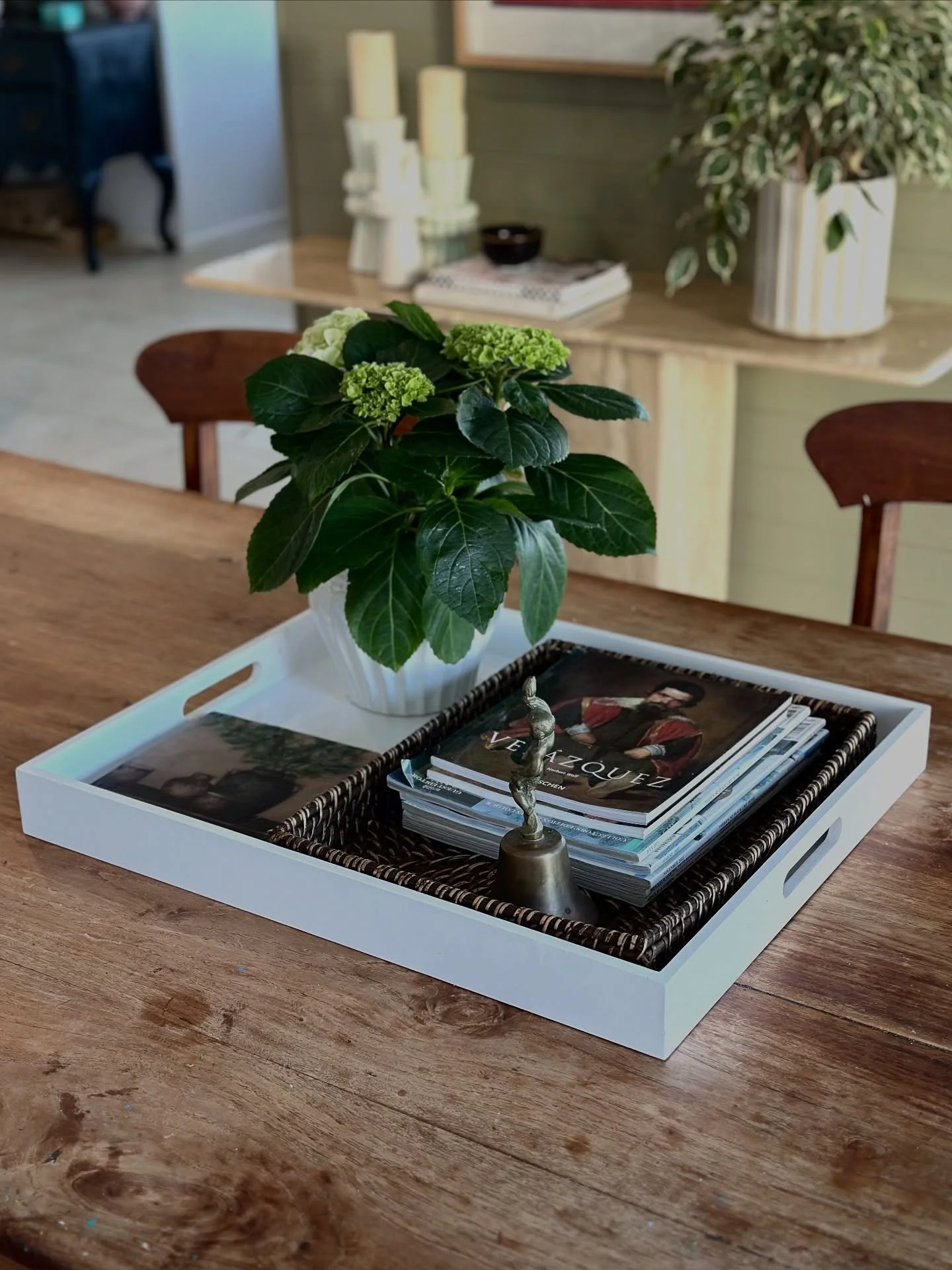 Function AND Form are both so important in all my design decisions.  This simple decor display on my dining table has FUNCTION with the trivet for hot food when serving dinner + the tray that contains it all makes it easy to move off when we eat.  Th