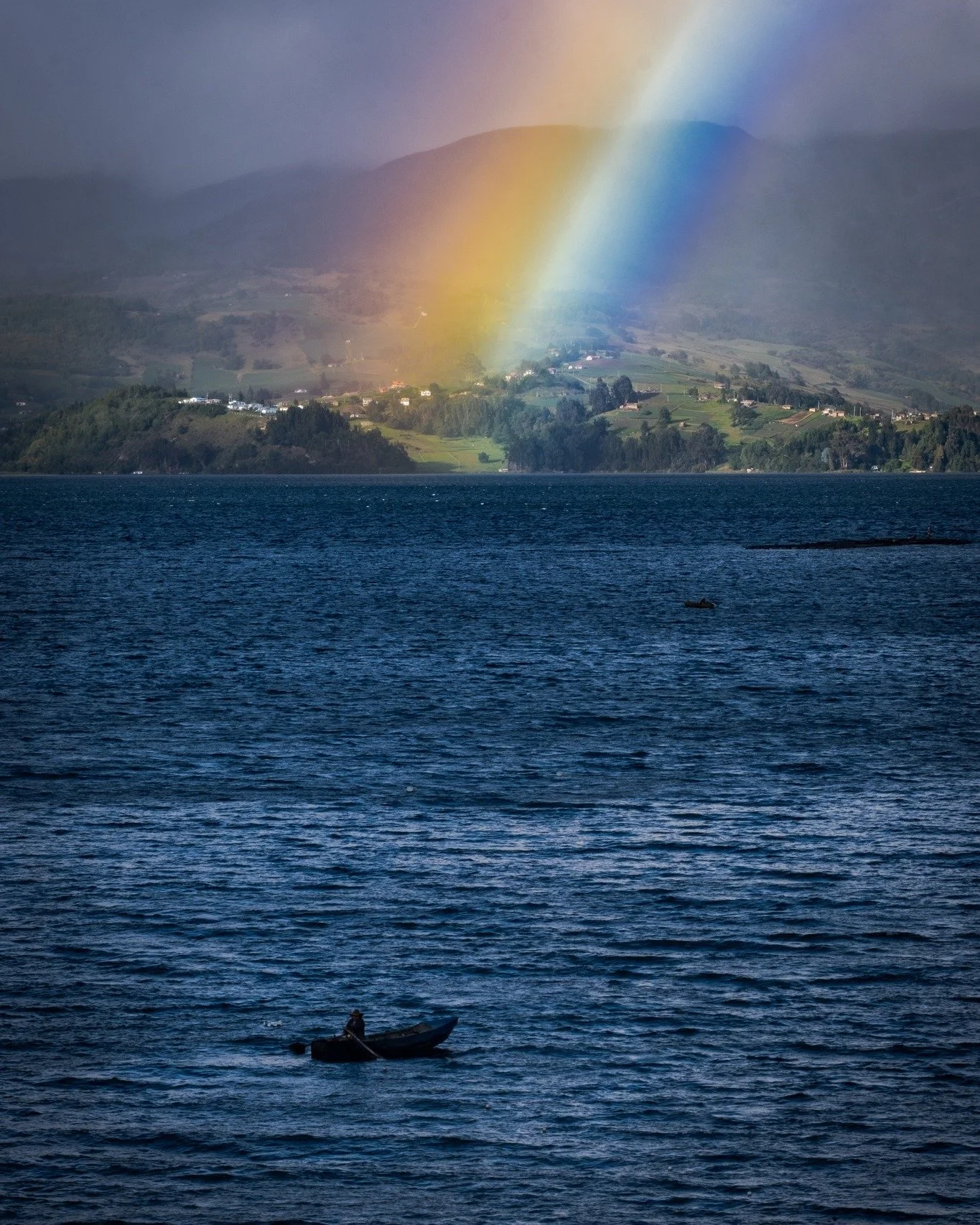 Here&rsquo;s a sneak peek at Braeden Teifke&rsquo;s photography, captured at Reserva Xieti along the shores of Lake Tota, Colombia. 🌈

Join us tomorrow from 5&ndash;7 PM for his reception!

Sumerc&eacute; Artisans
52 East Division Street
Downtown Fo