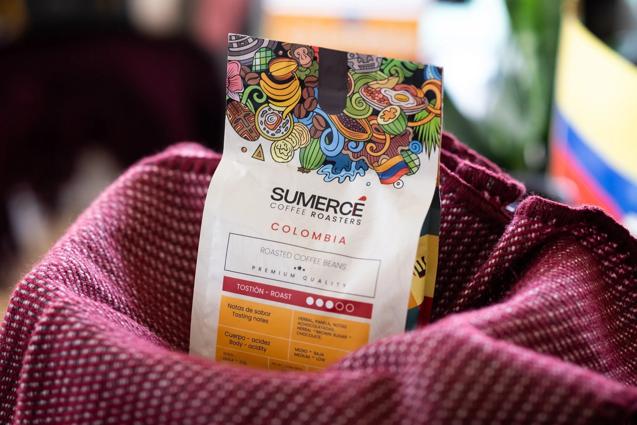 Farmer&rsquo;s Market season begins this Saturday! ☕️

To celebrate, our whole bean coffee bags from Sumerc&eacute; Coffee Roasters are now 20% off through Saturday! 100% Colombian specialty coffee, ground and ready to brew at home. Bring the Sumerc&