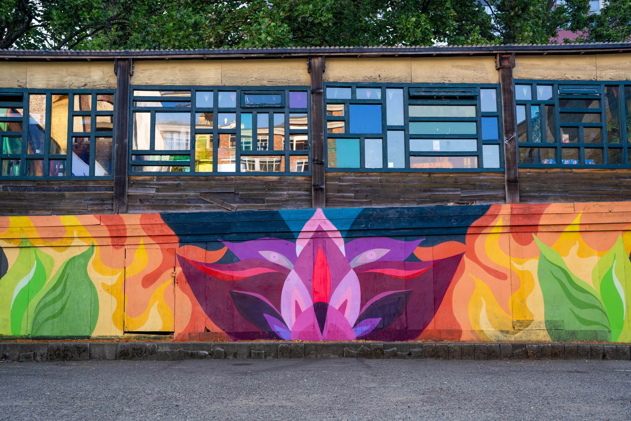 AV_BANGRAK-MURAL_FILMS-ABOUT-ARTISTS_2026_9.jpg