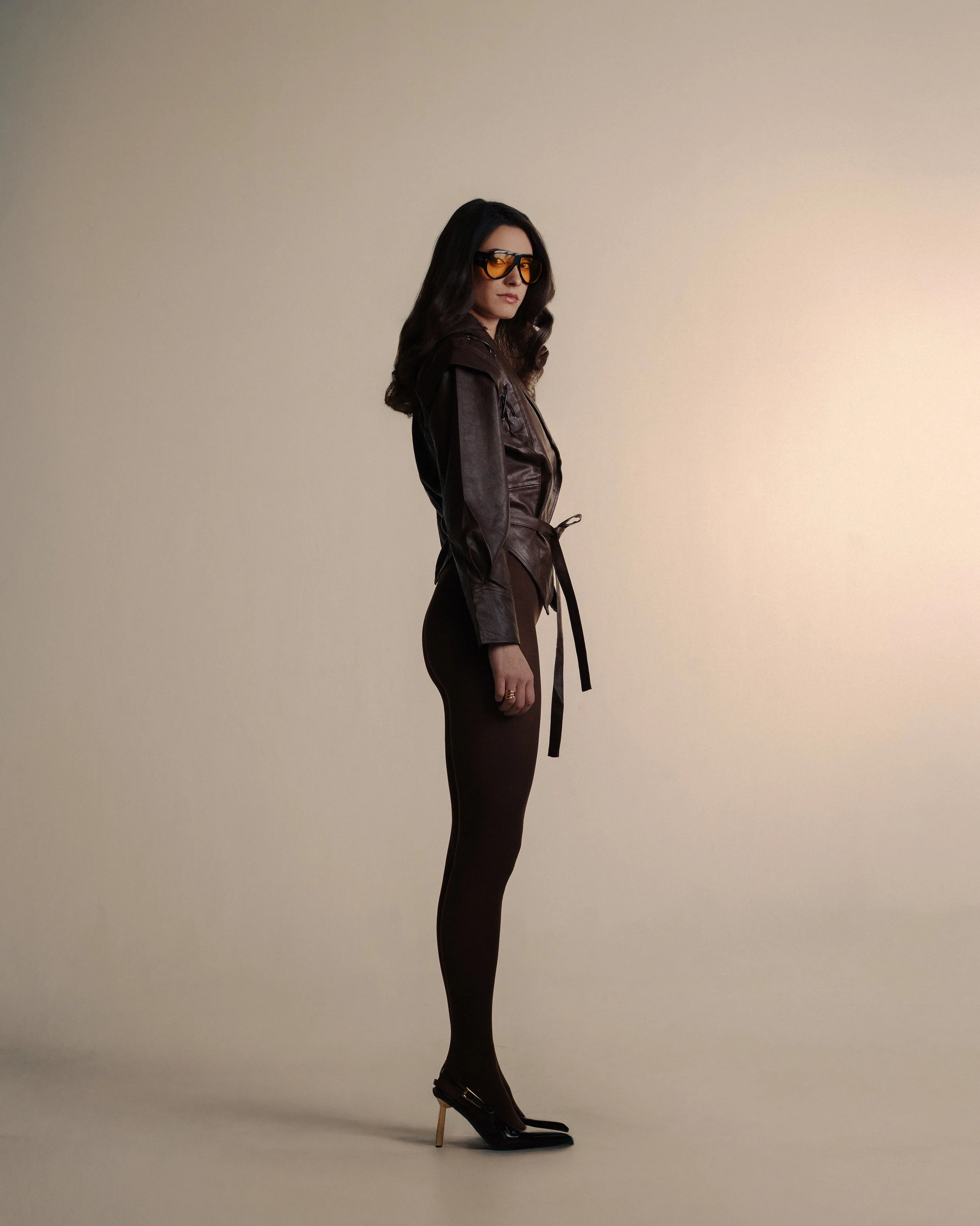 DOMINANT: A Winter Narrative in Chocolate Tones
This powerful editorial, captured in rich chocolate hues, defines winter elegance.

Creative Direction / Producer : @zeeshaanshabbir / @raynoirrr 
Muse : @__fjollaberr 
Photographer : @raynoirrr 
Stylin