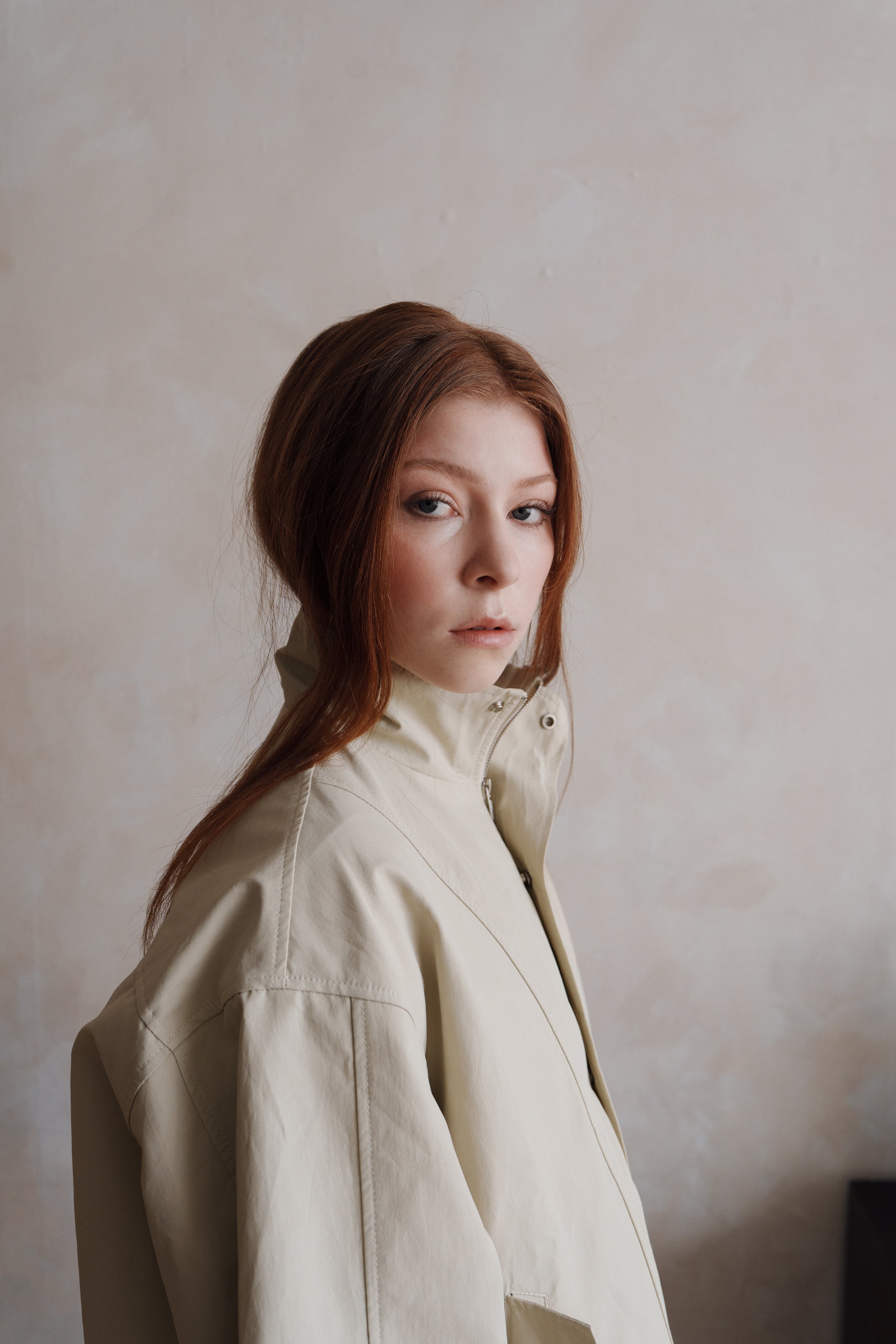 Quiet luxury, Lived In

Through sculptural forms and relaxed movement, a softer kind of luxury comes through. Clean silhouettes and soft lines create a sense of ease, where fashion feels at home in everyday life

Art direction: @chic_and_the_city
Pho