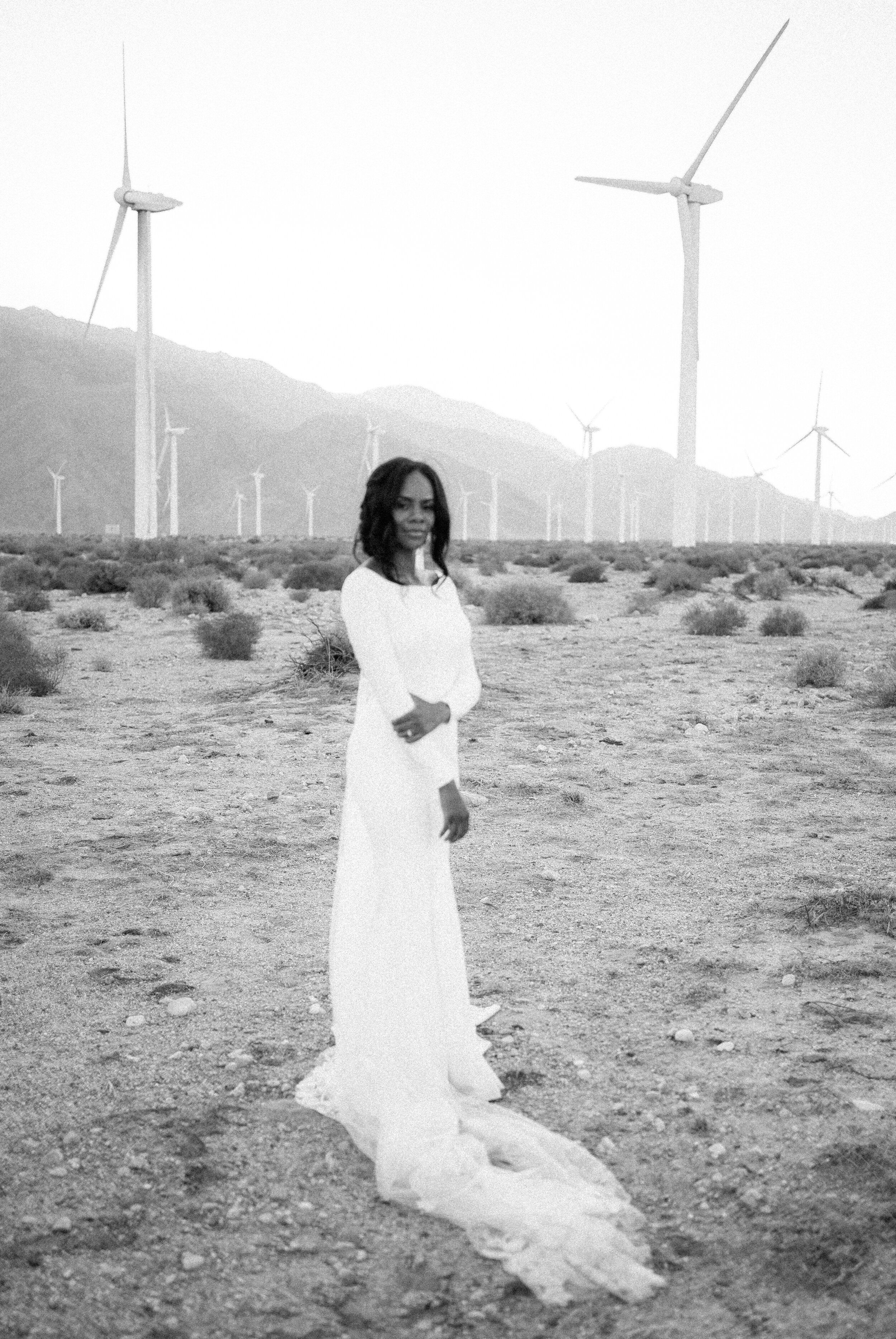 LA bride runs to palm springs to elope (Copy)