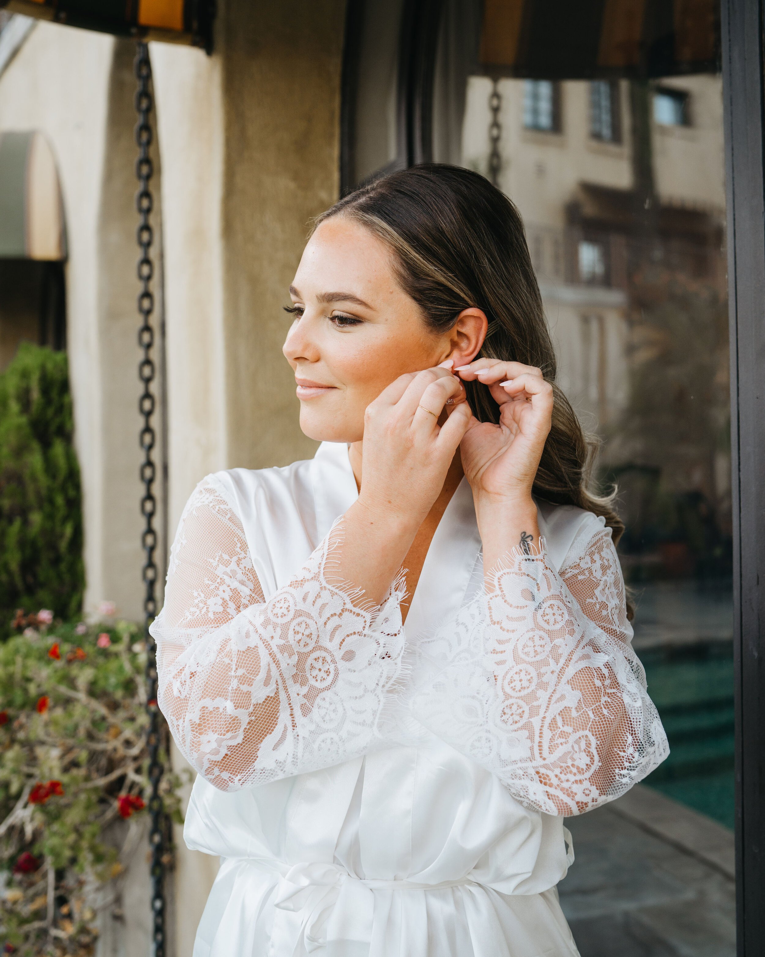 glowing airbrush makeup and romantic big curled hair for LA bride (Copy)