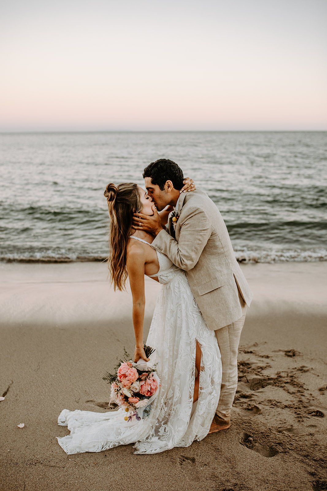 beachy bridal hair for this malibu bride's dream west coast wedding ceremony (Copy)