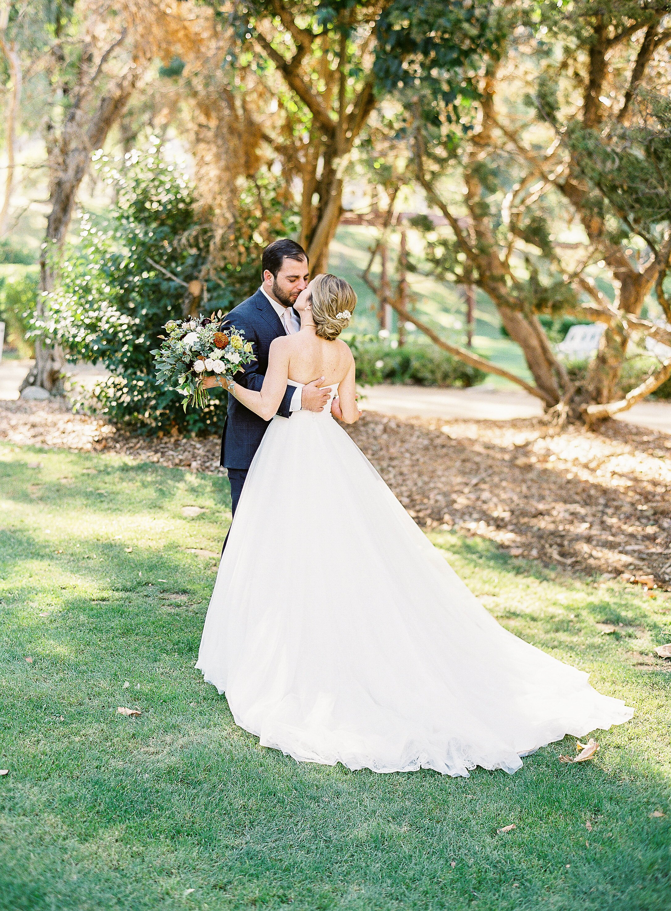 classic and stunning temecula bride's first look (Copy)