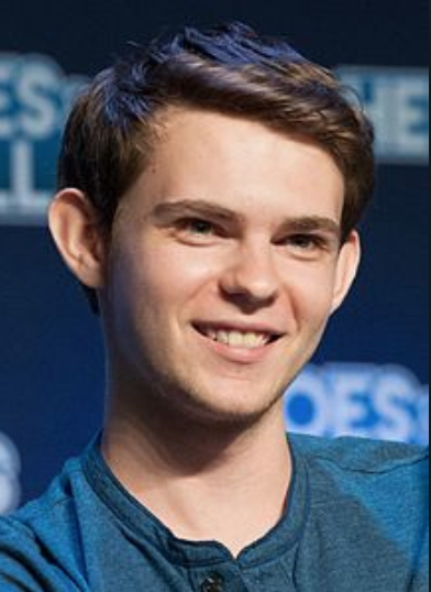 ROBBIE KAY