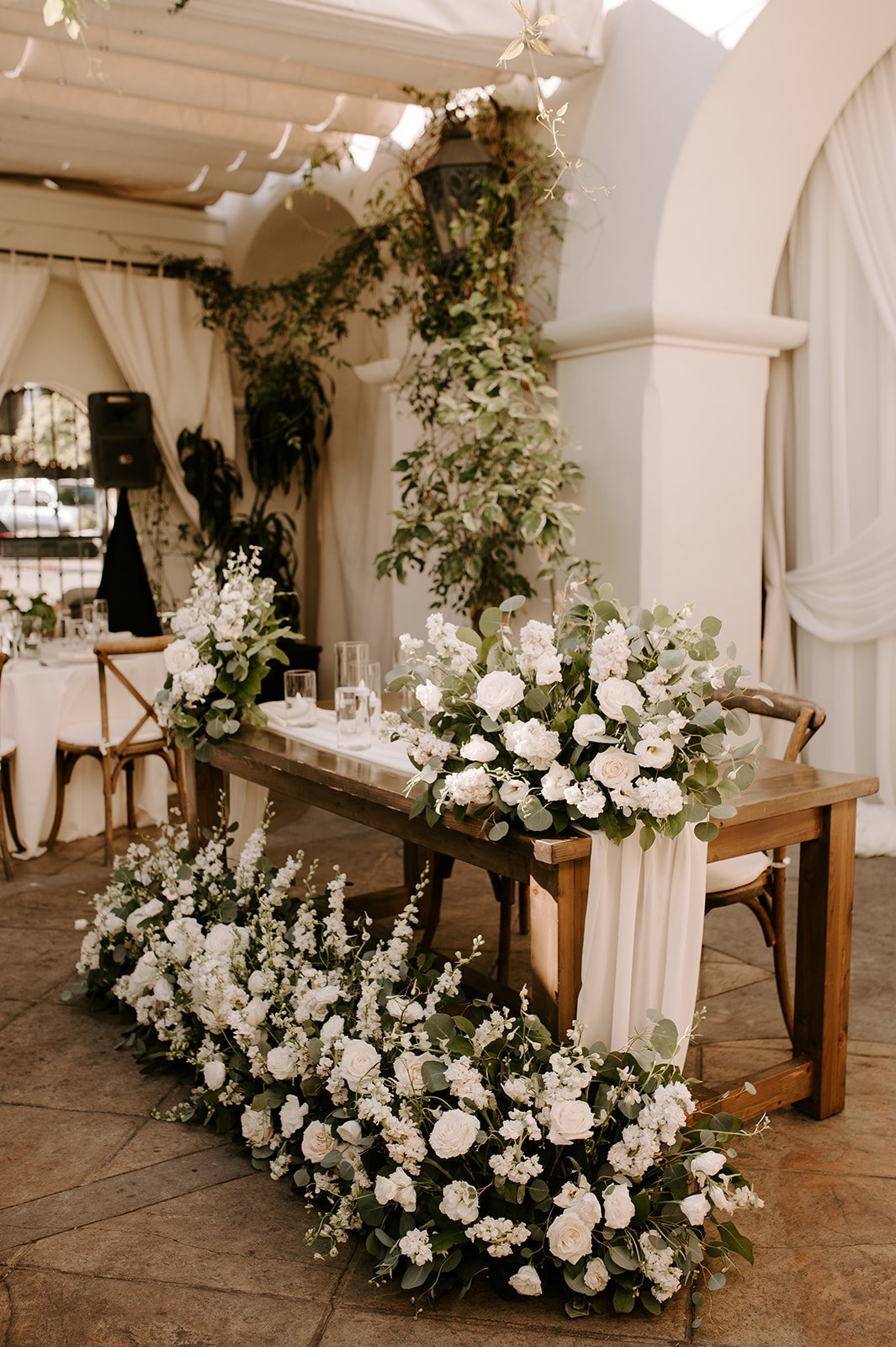 villa and vine makes for an intimate and classic wedding reception space