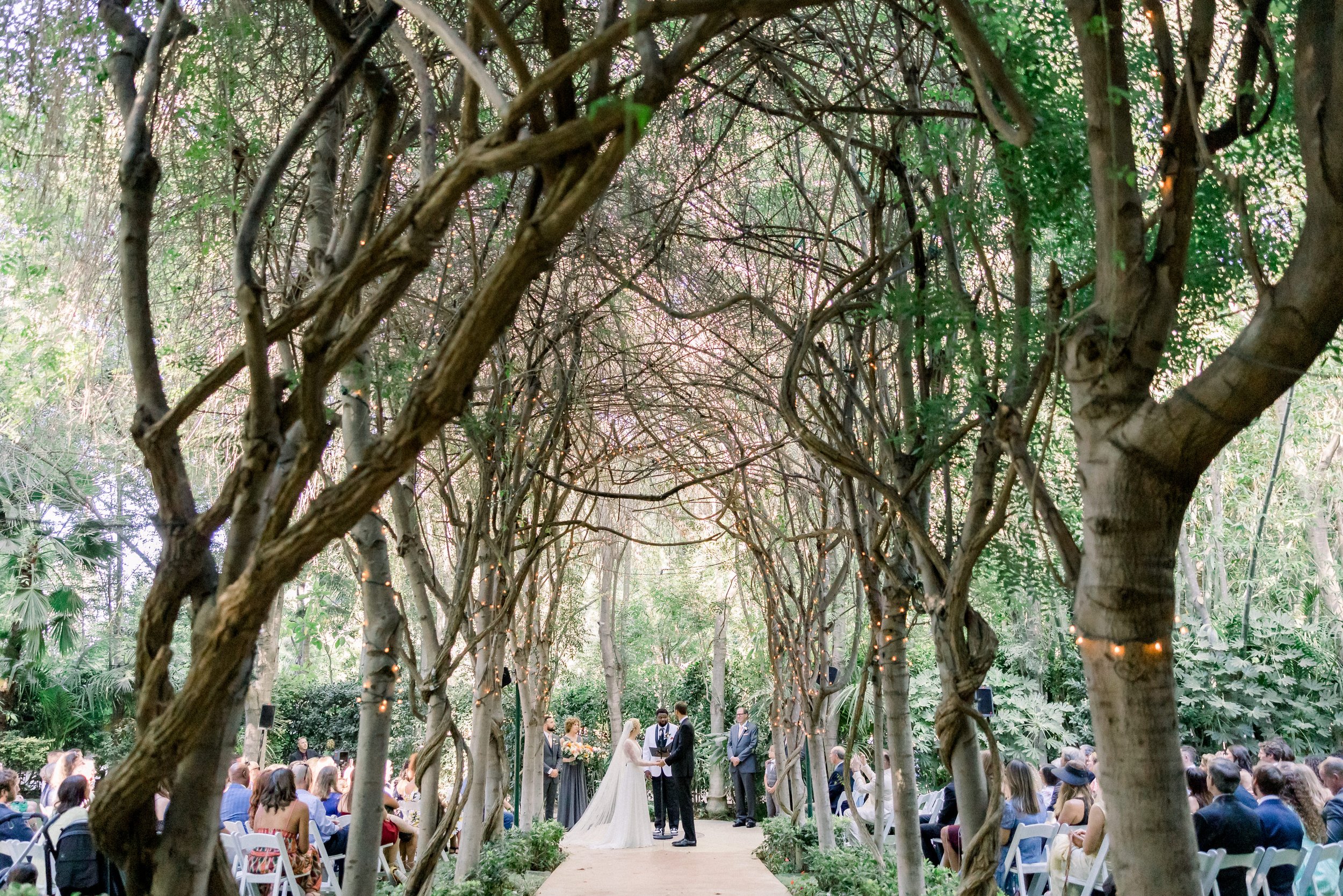 southern california couple choose hartley botanica for their gorgeous wedding venue